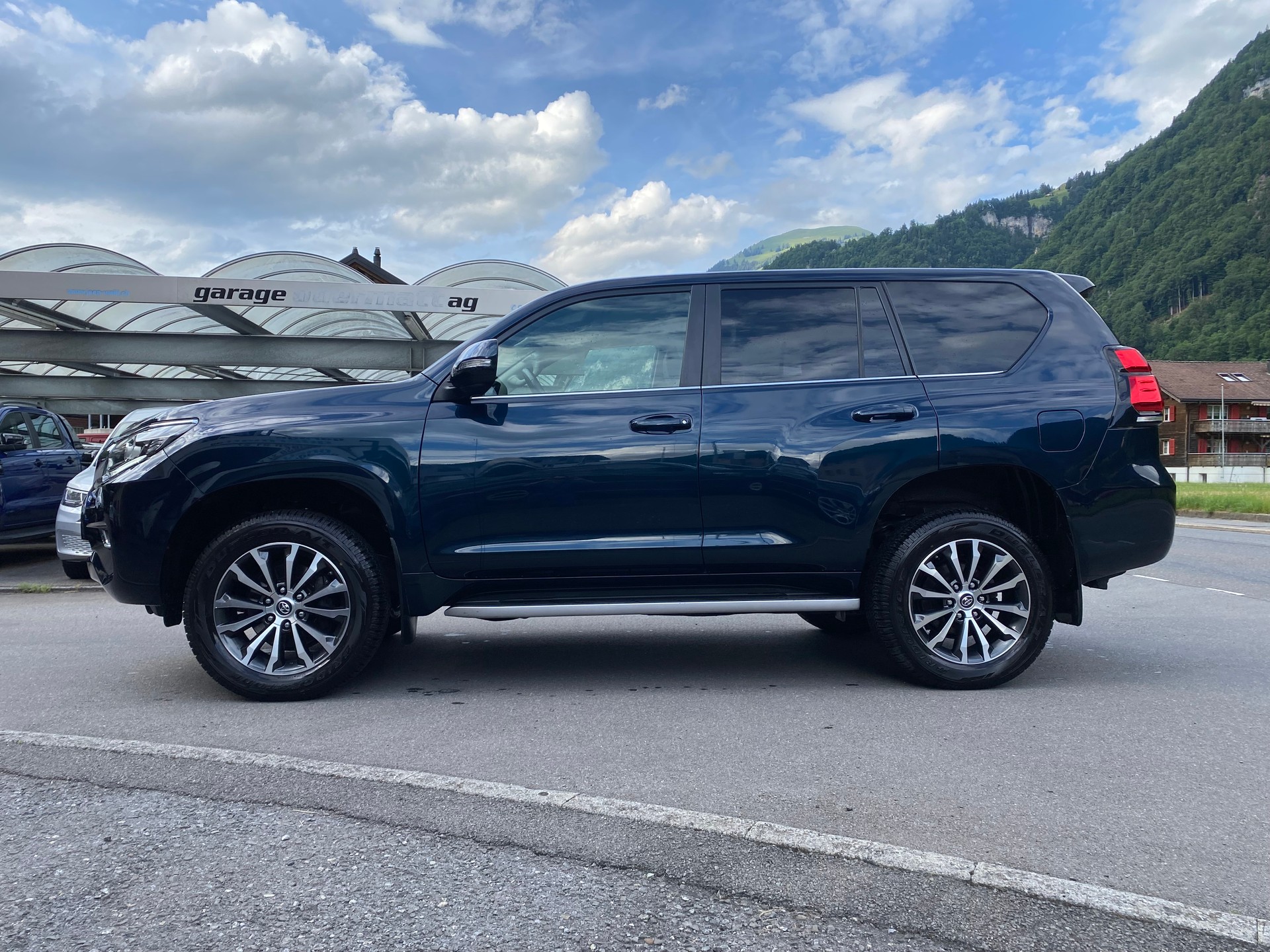TOYOTA Land Cruiser 2.8TD Style Automatic