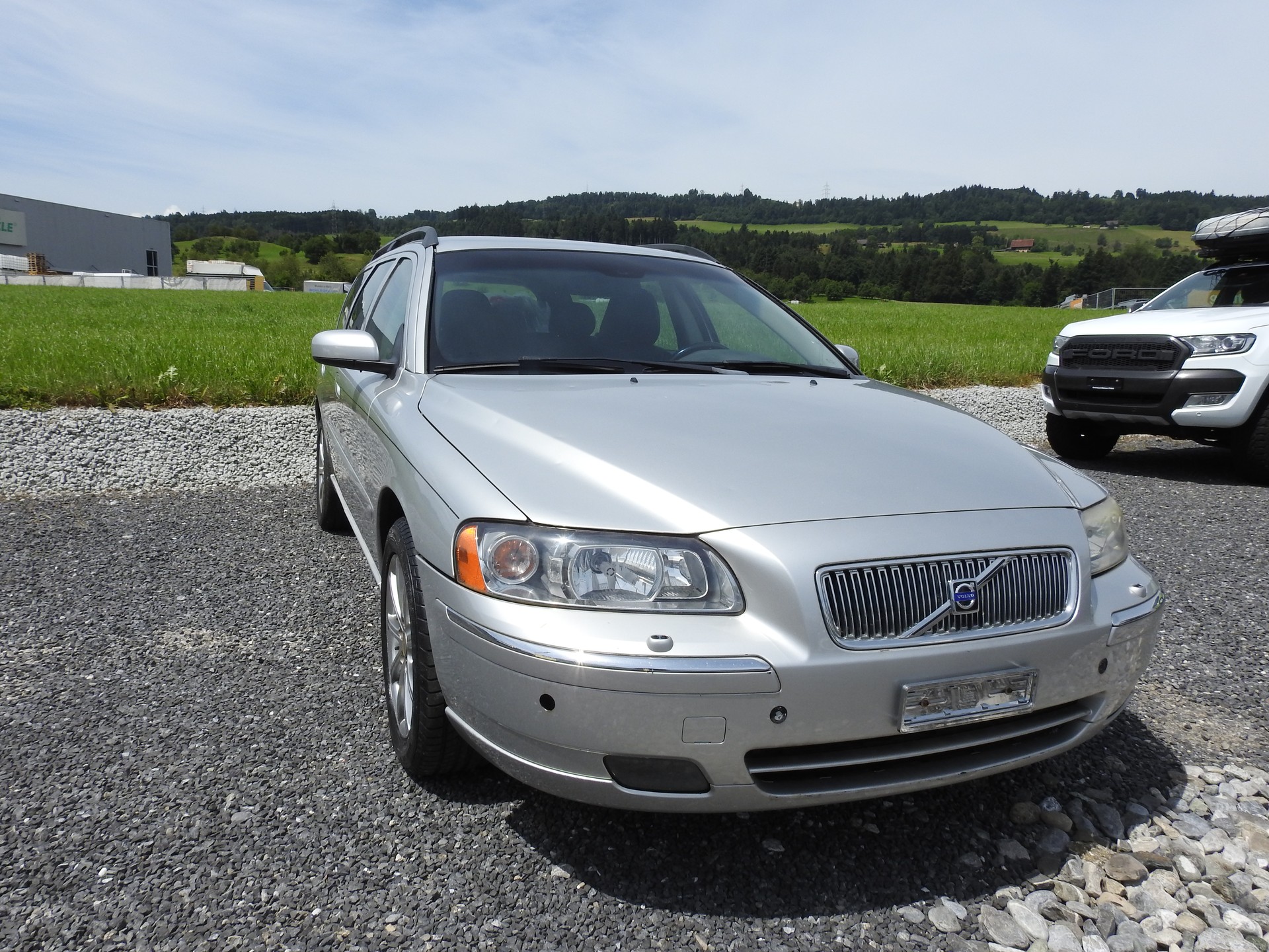 VOLVO V70 2.5T AWD Move-image-7