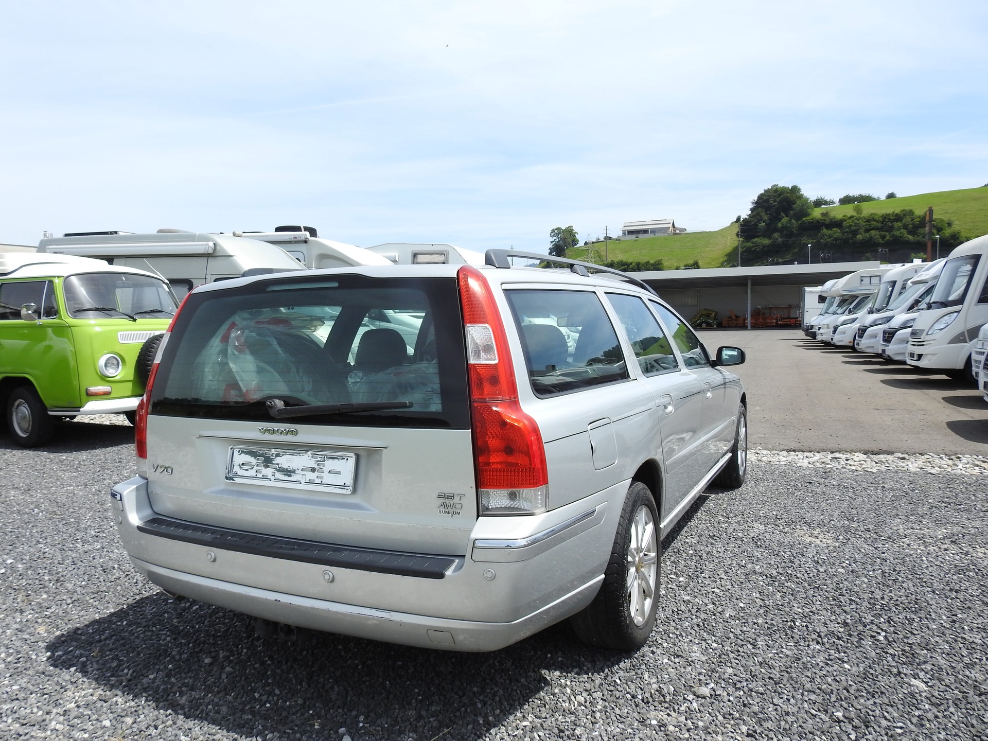 VOLVO V70 2.5T AWD Move-image-5