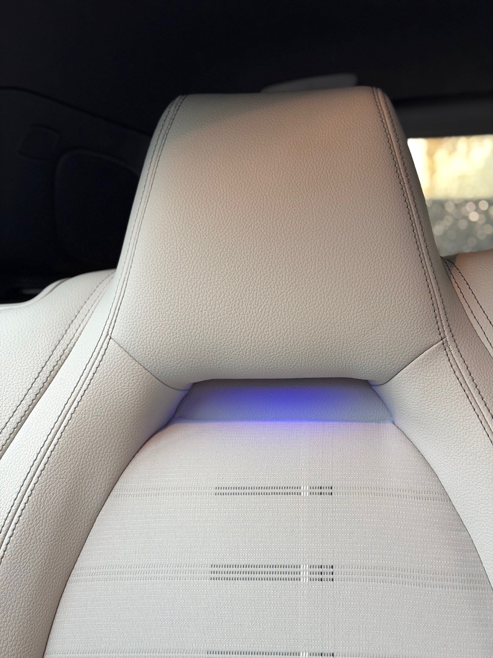 MERCEDES-BENZ GLA 200 7G-DCT | 360° Kamera | ACC Tempomat | Panoramadach | Ambiente | Harman/Kardon-image-27