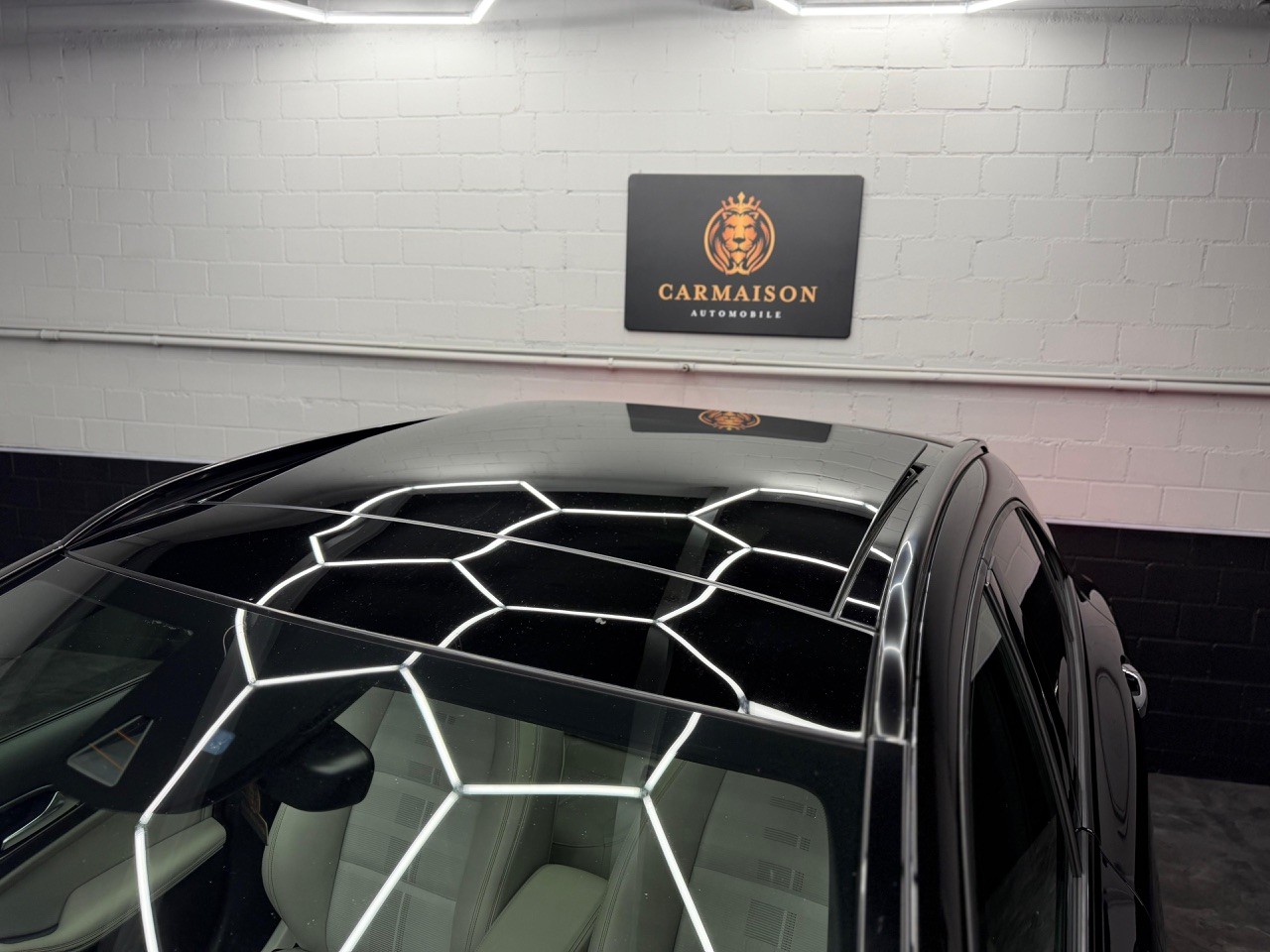 MERCEDES-BENZ GLA 200 7G-DCT | 360° Kamera | ACC Tempomat | Panoramadach | Ambiente | Harman/Kardon-image-10