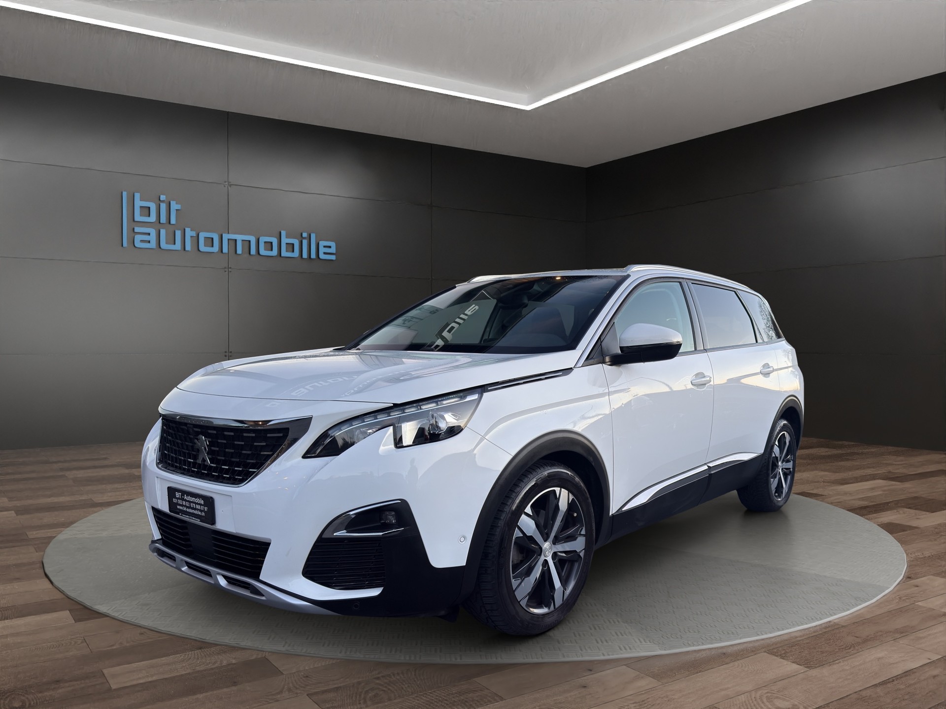 PEUGEOT 5008 1.6 BlueHDi Business Line ETA 7Plätzer