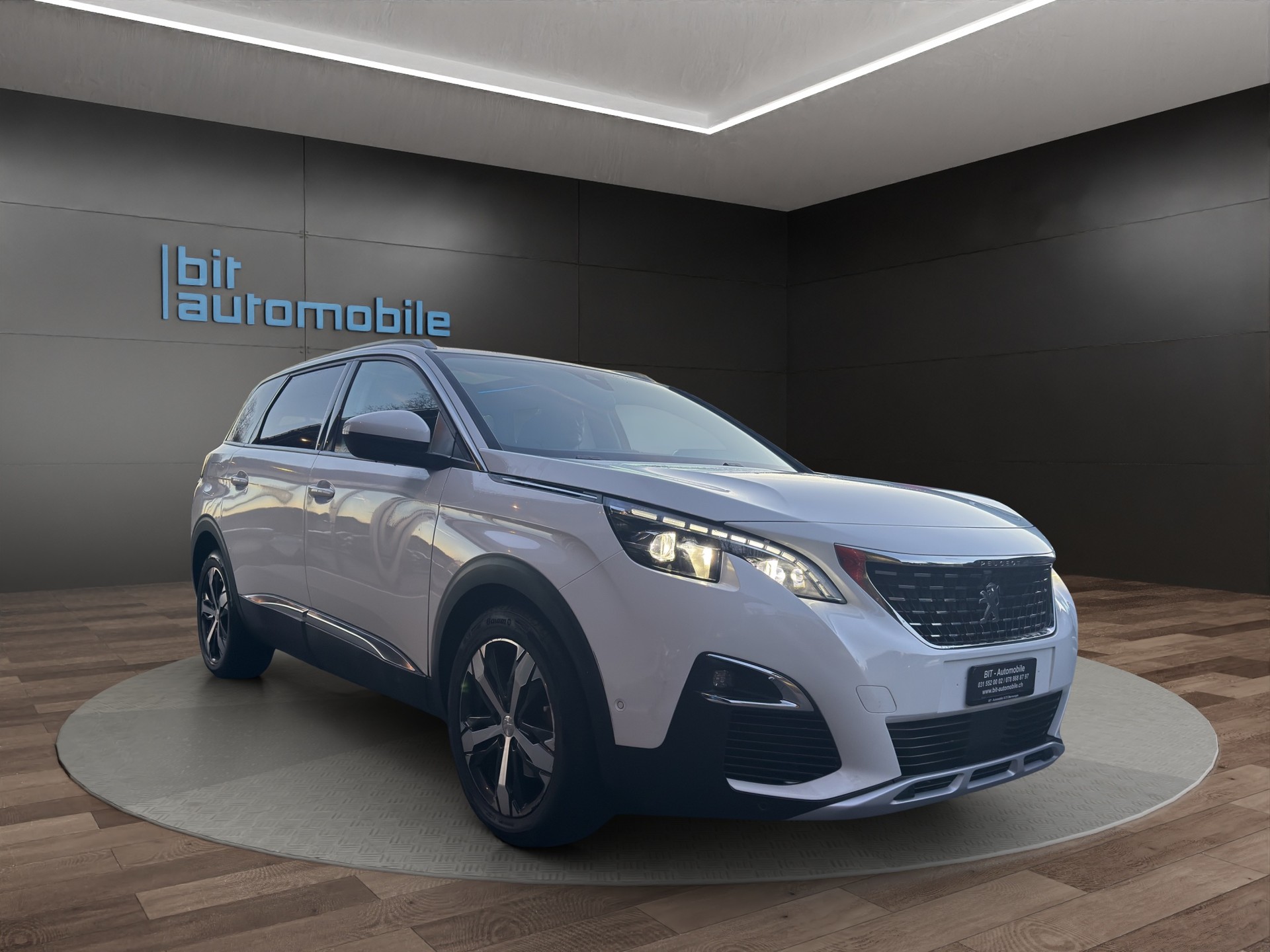 PEUGEOT 5008 1.6 BlueHDi Business Line ETA 7Plätzer-image-8