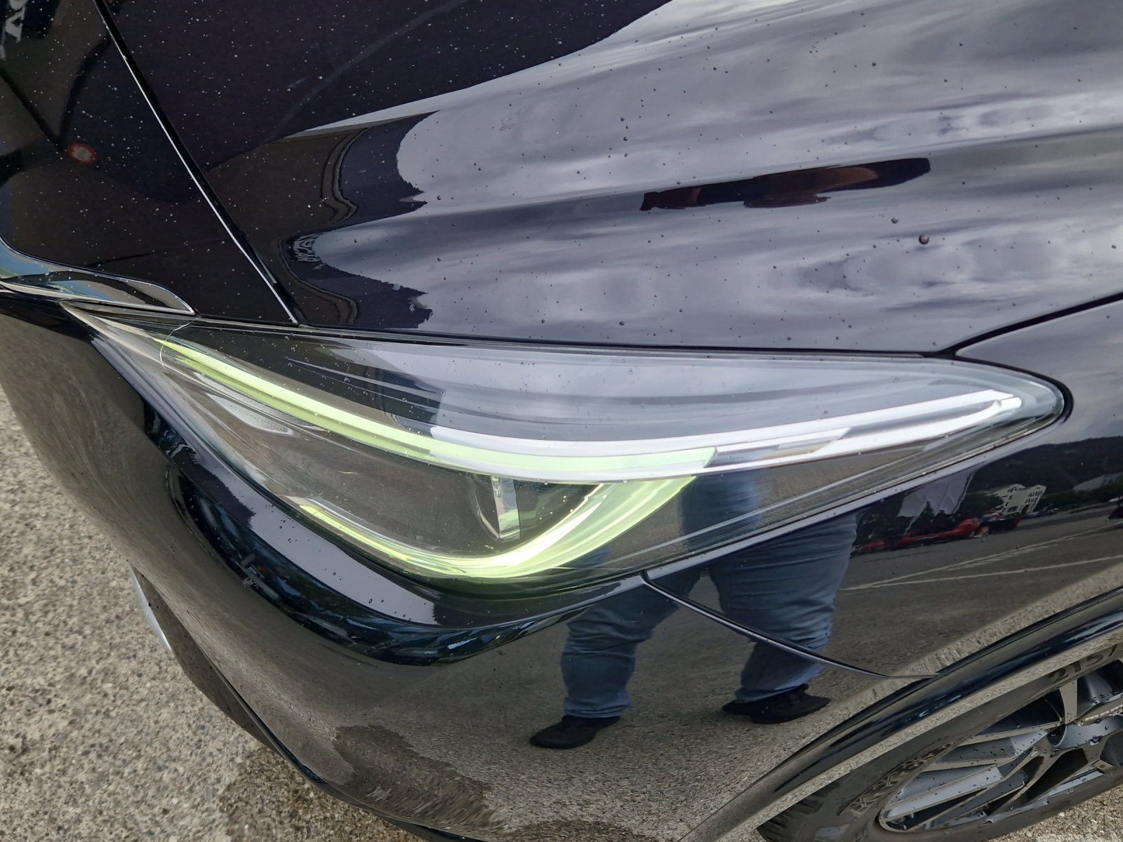 INFINITI Q30 2.2d Premium DCT AWD-image-11