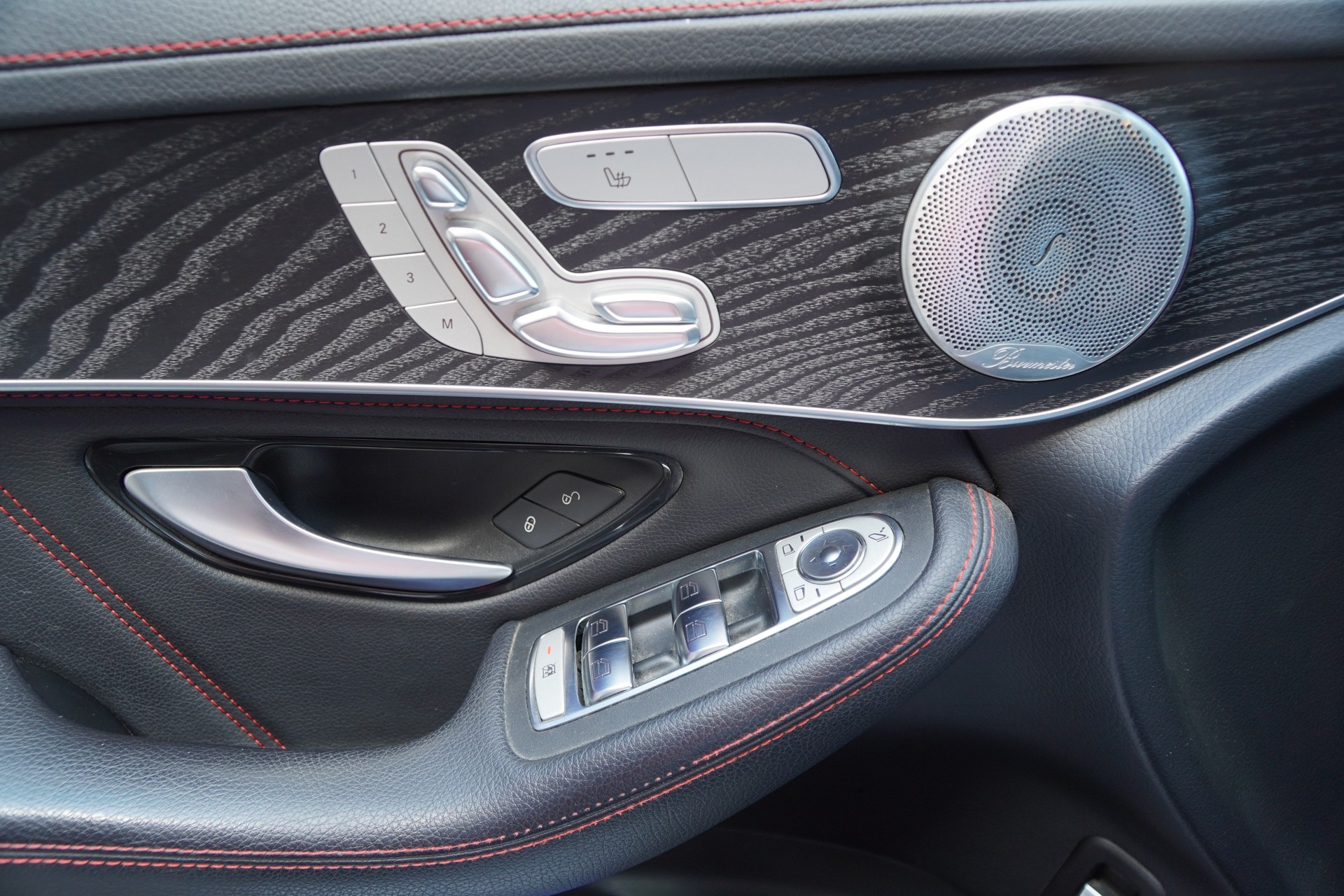 MERCEDES-BENZ GLC 43 AMG 4Matic 9G-Tronic-image-18