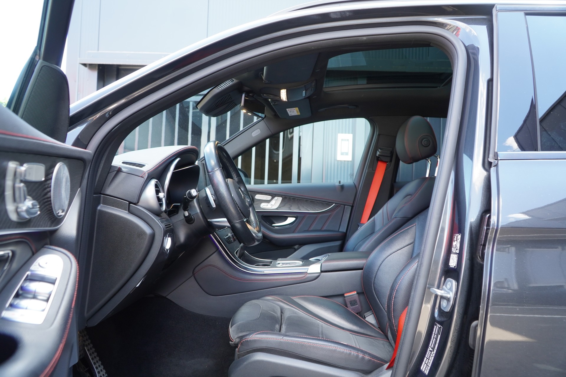 MERCEDES-BENZ GLC 43 AMG 4Matic 9G-Tronic-image-25