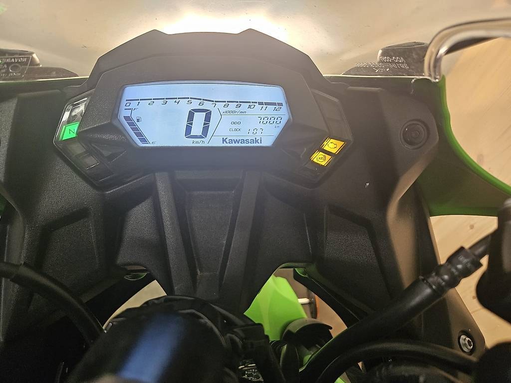 KAWASAKI Ninja 125-image-2