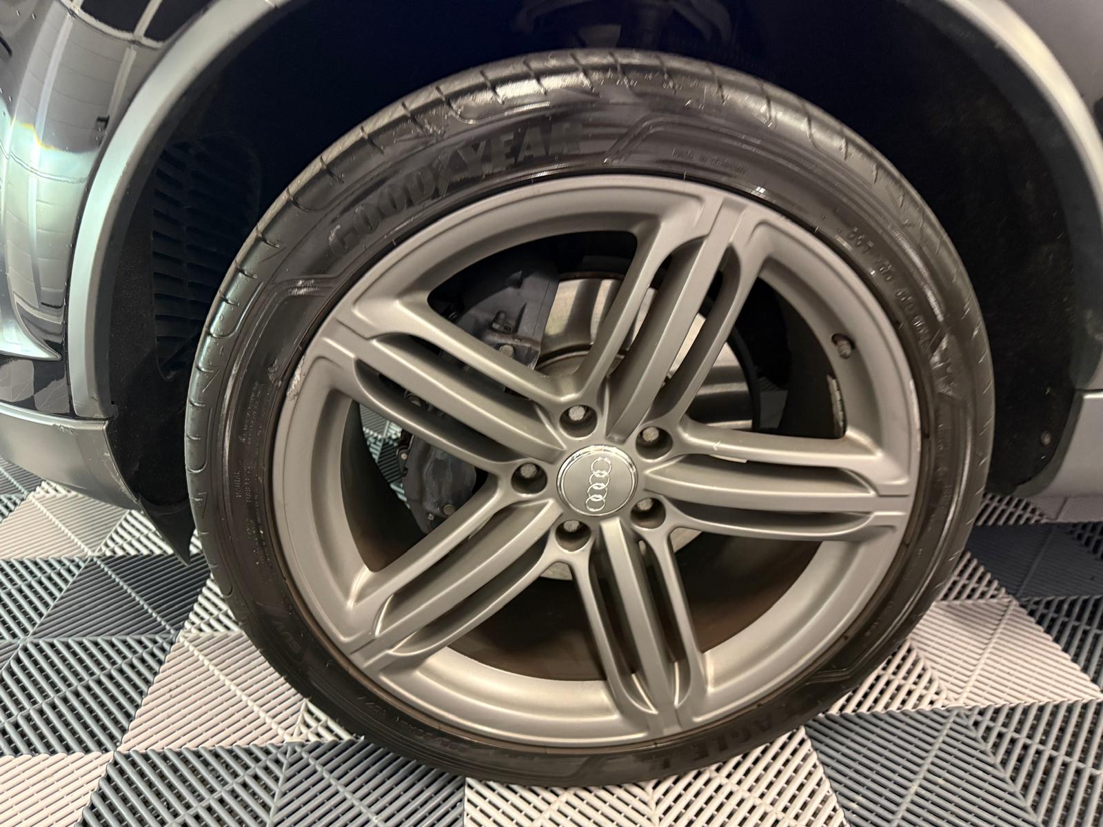 AUDI Q7 4.2 TDI quattro tiptronic-image-28