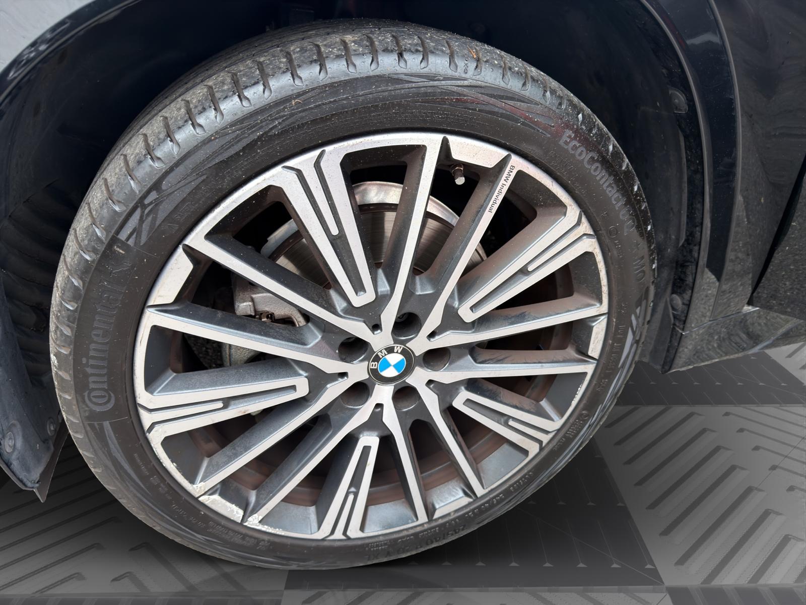 BMW X1 sDrive 20i 48V M Sport-image-23