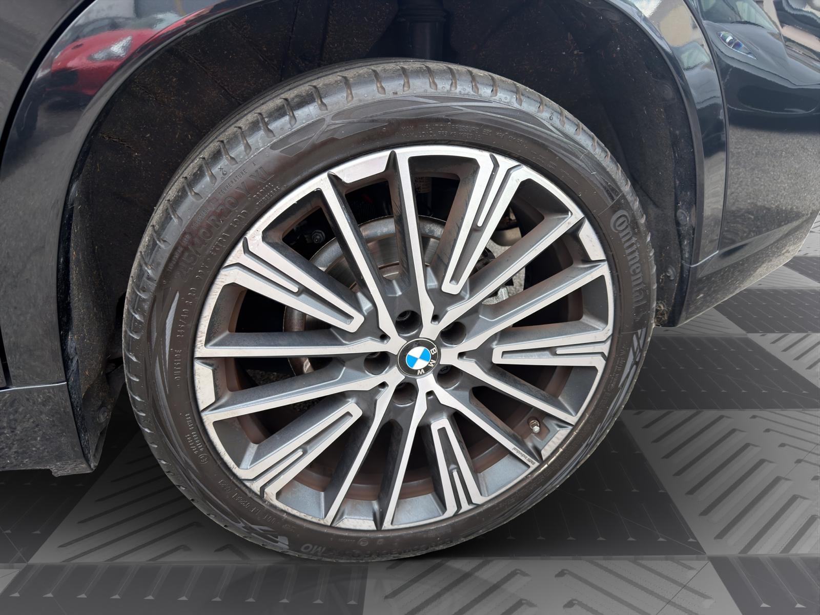 BMW X1 sDrive 20i 48V M Sport-image-22