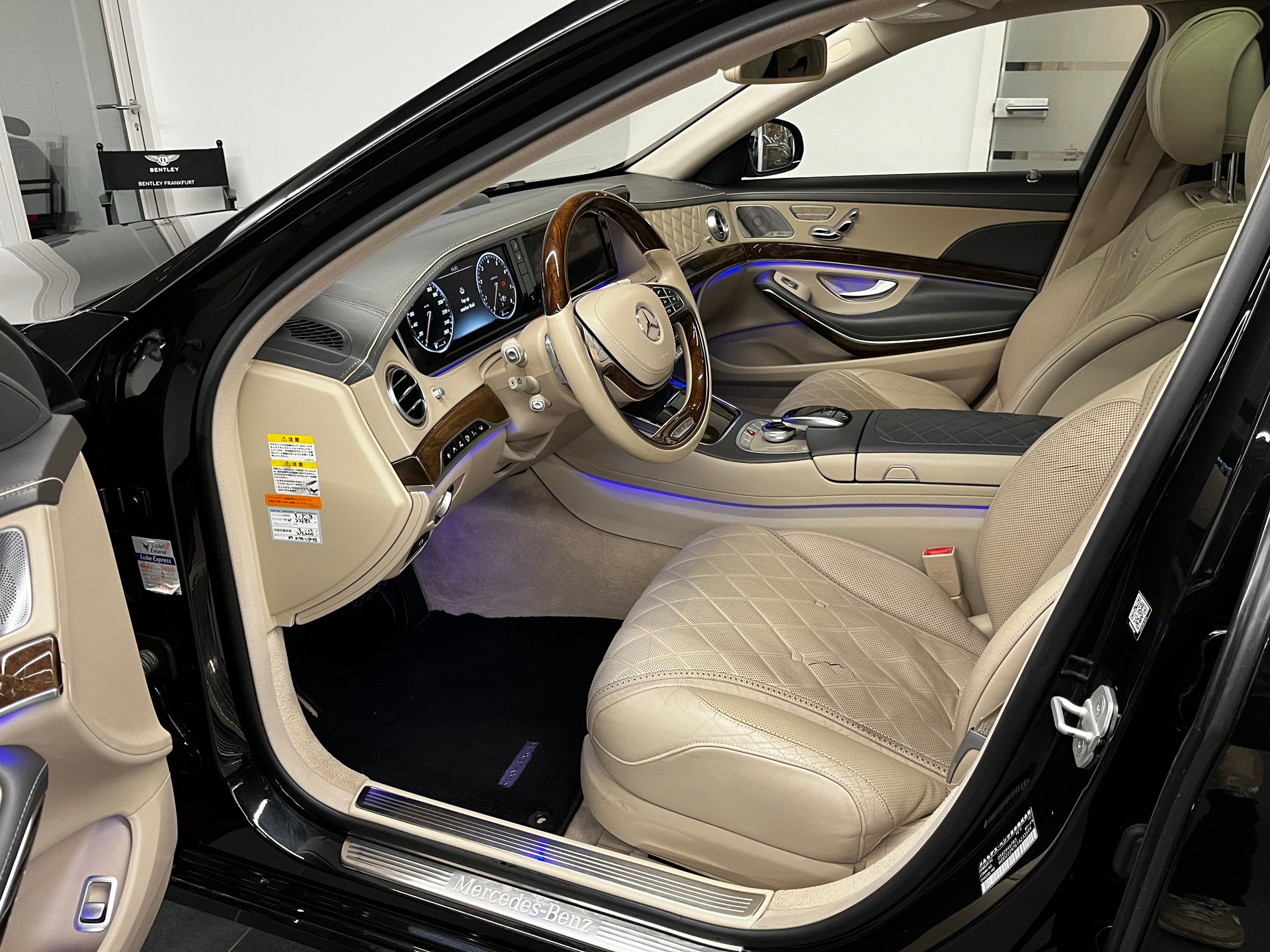 MERCEDES-BENZ S 600 Maybach 7G-Tronic-image-13