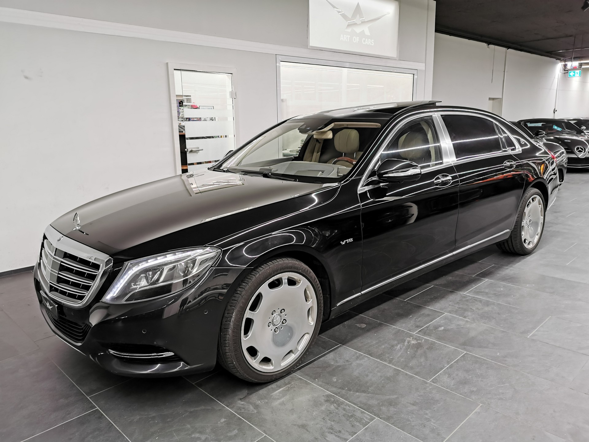 MERCEDES-BENZ S 600 Maybach 7G-Tronic-image-3