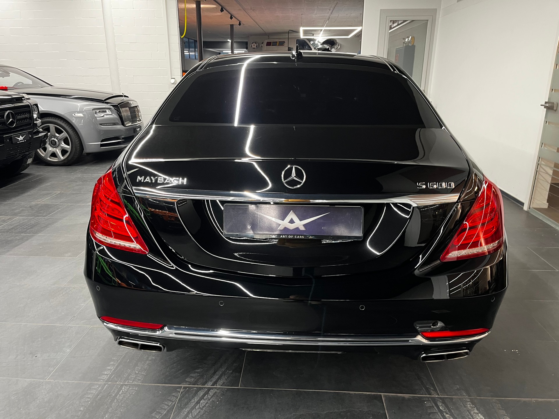 MERCEDES-BENZ S 600 Maybach 7G-Tronic-image-6