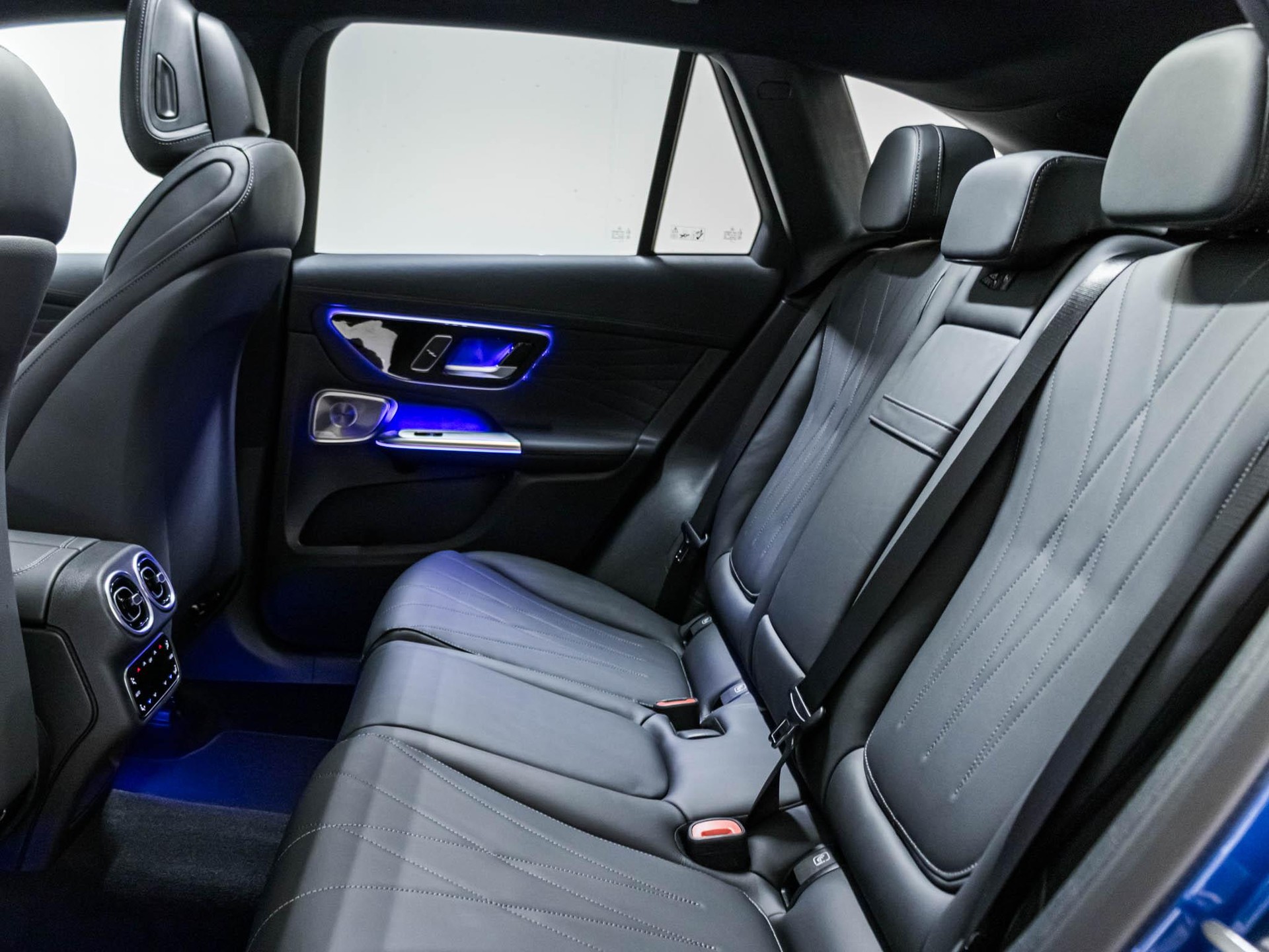 MERCEDES-BENZ GLC 220 d 4MATIC-image-7