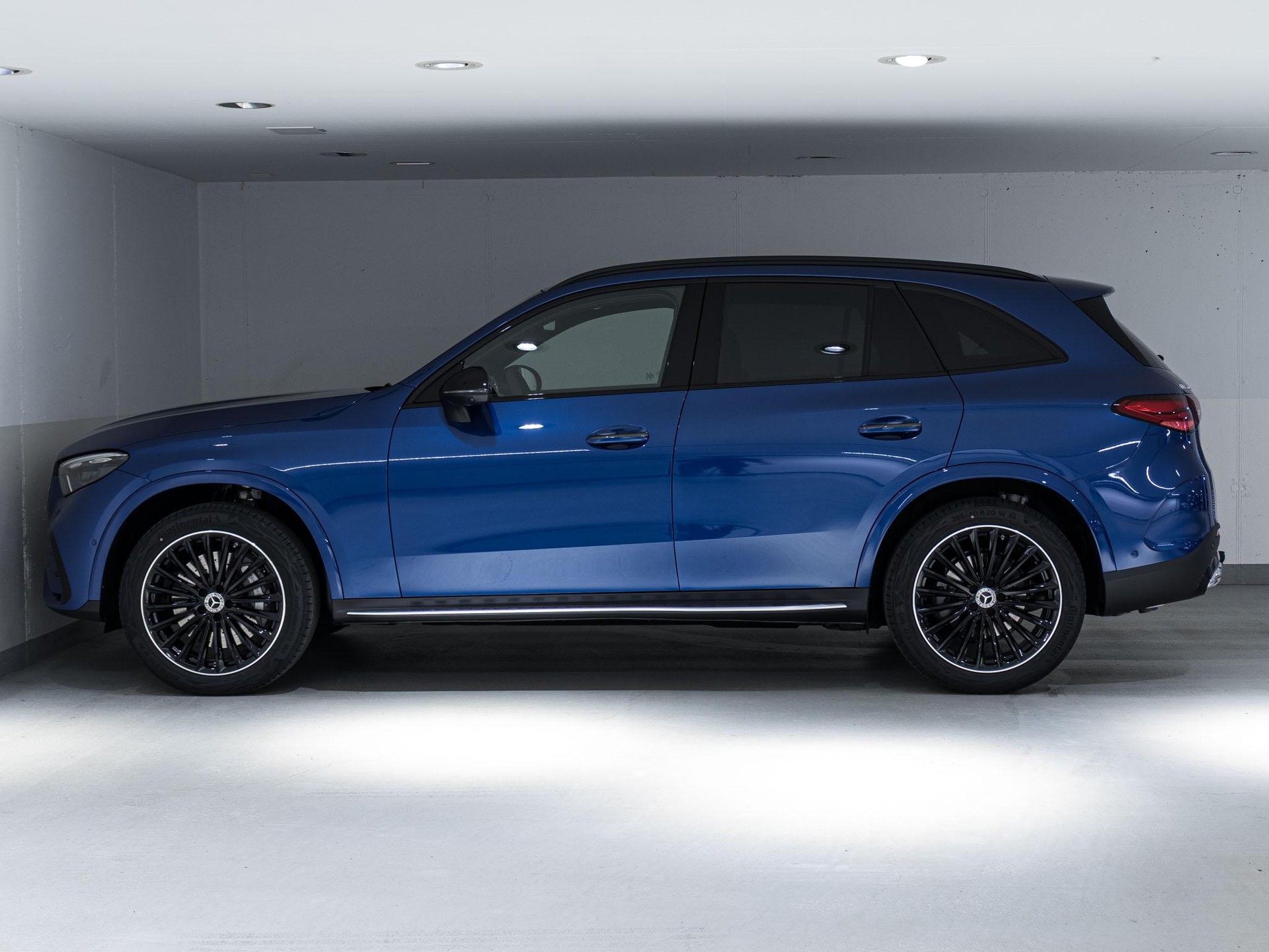 MERCEDES-BENZ GLC 220 d 4MATIC-image-4