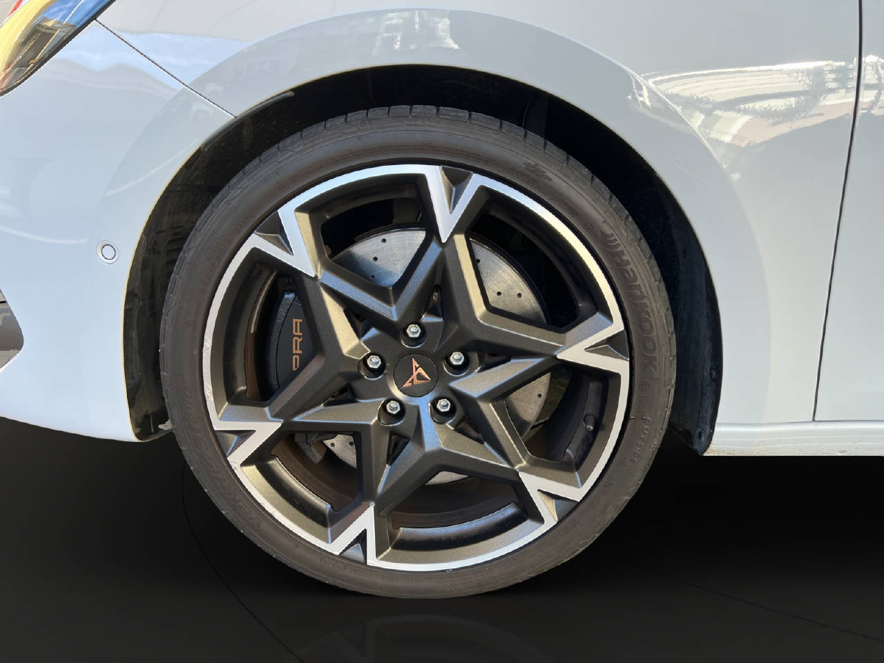CUPRA Leon ST 2.0 TSI VZ 333PS 4x4 4Drive DSG *inkl. AHK*-image-8