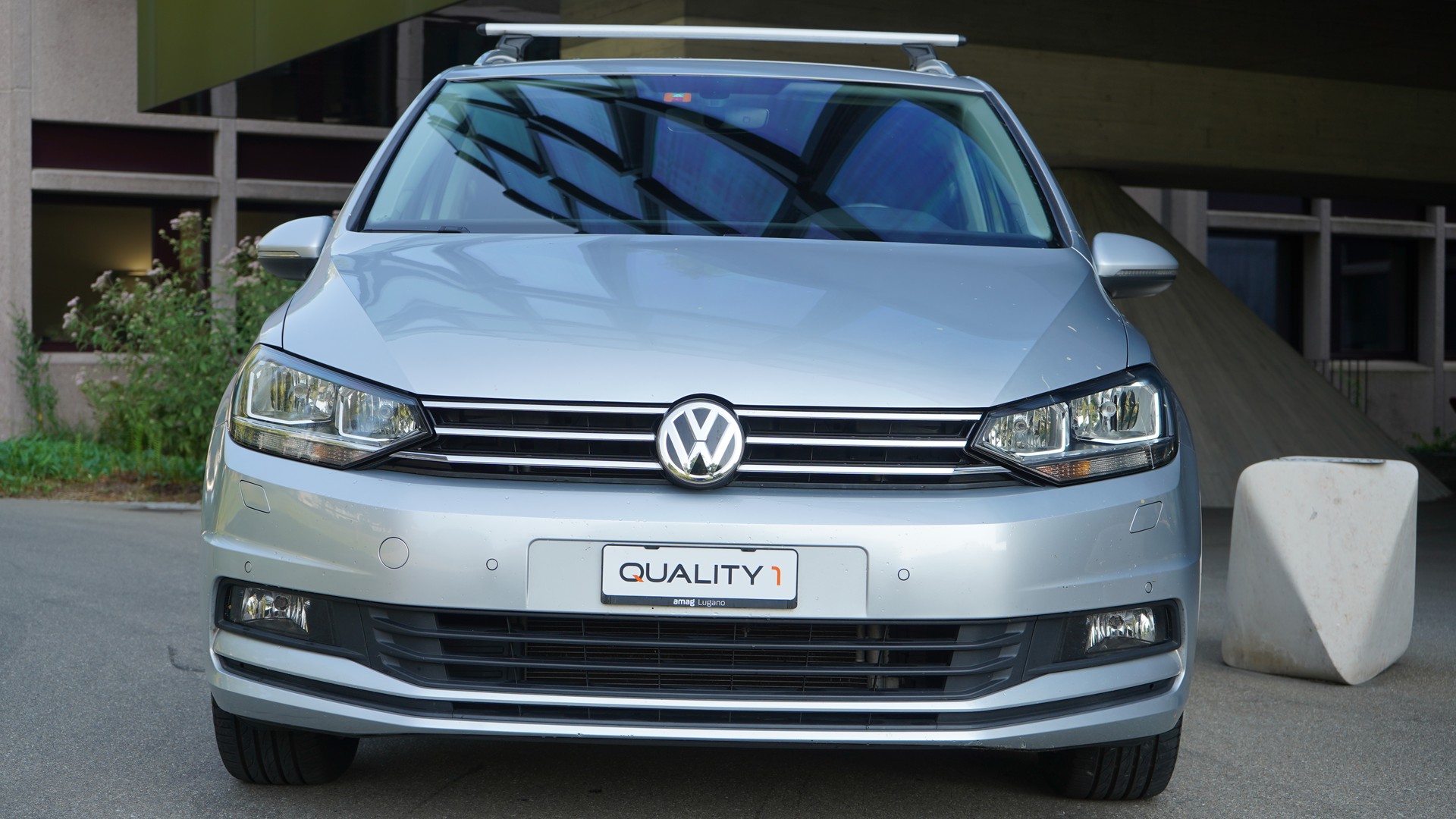 VW Touran 1.4 TSI BlueMotion Technology Trendline DSG-showroom-element-1