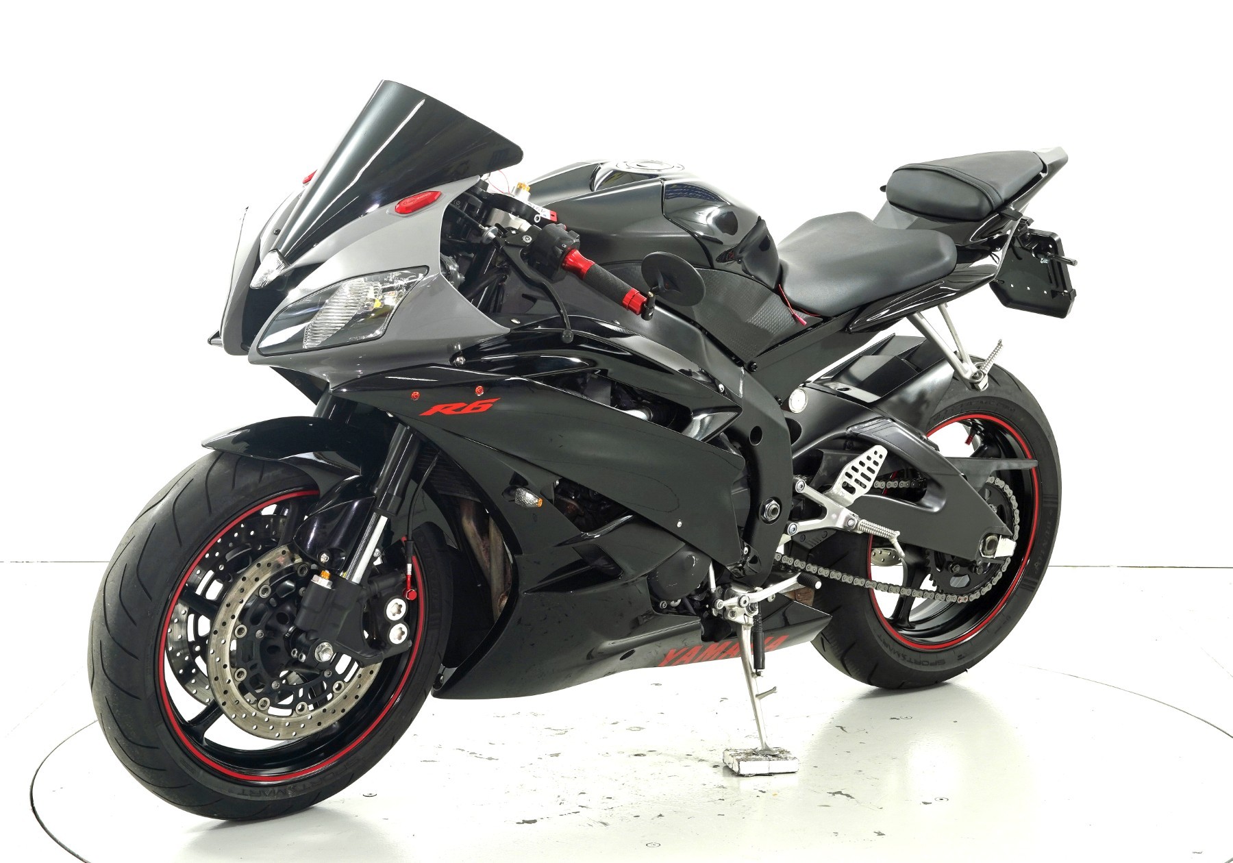 YAMAHA YZF-R6-image-2