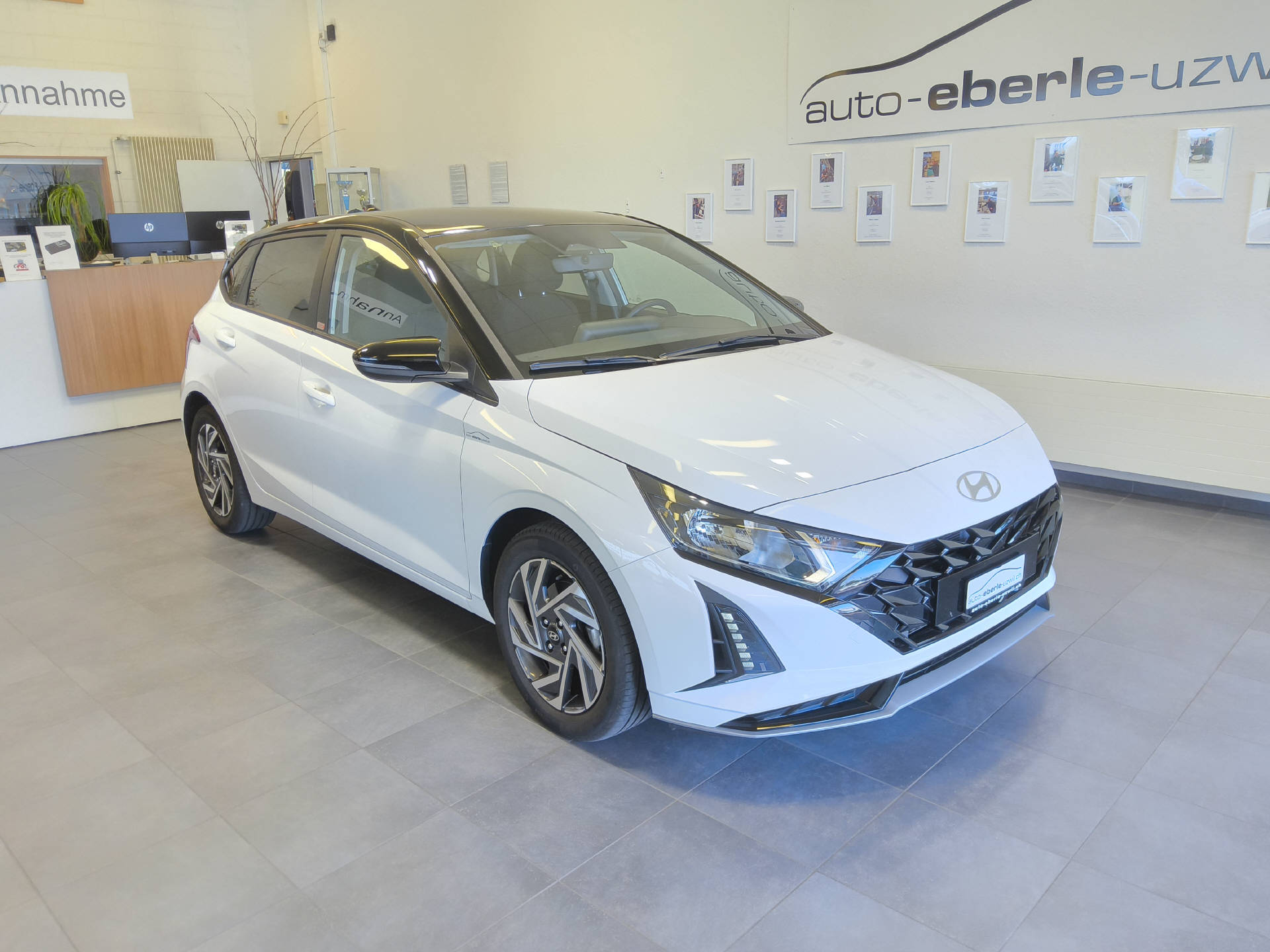 HYUNDAI i20 1.0 T-GDi Amplia-showroom-element-1