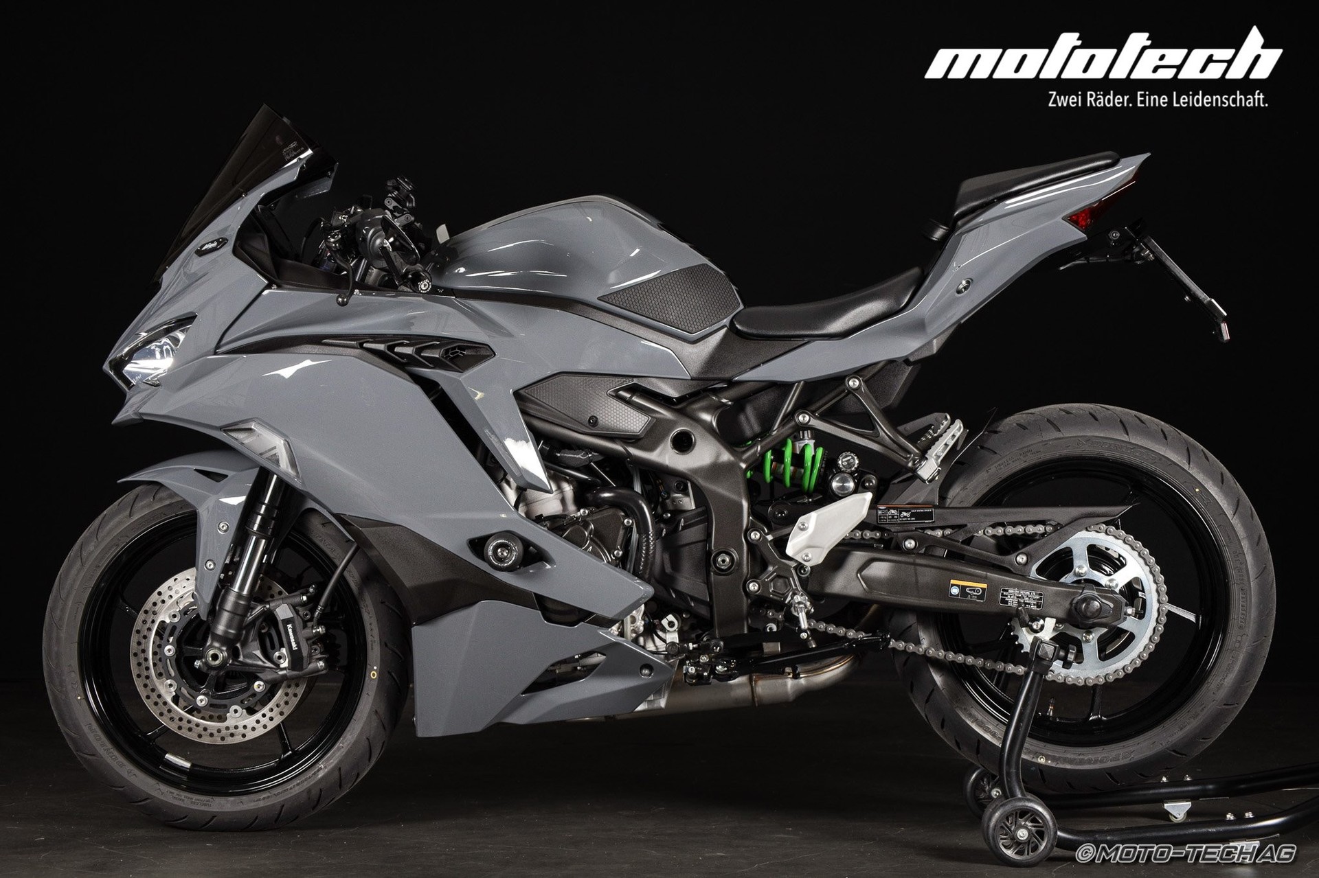 KAWASAKI Ninja ZX-4RR (35kW) STAGE 1 Stonehenge Grey-image-4