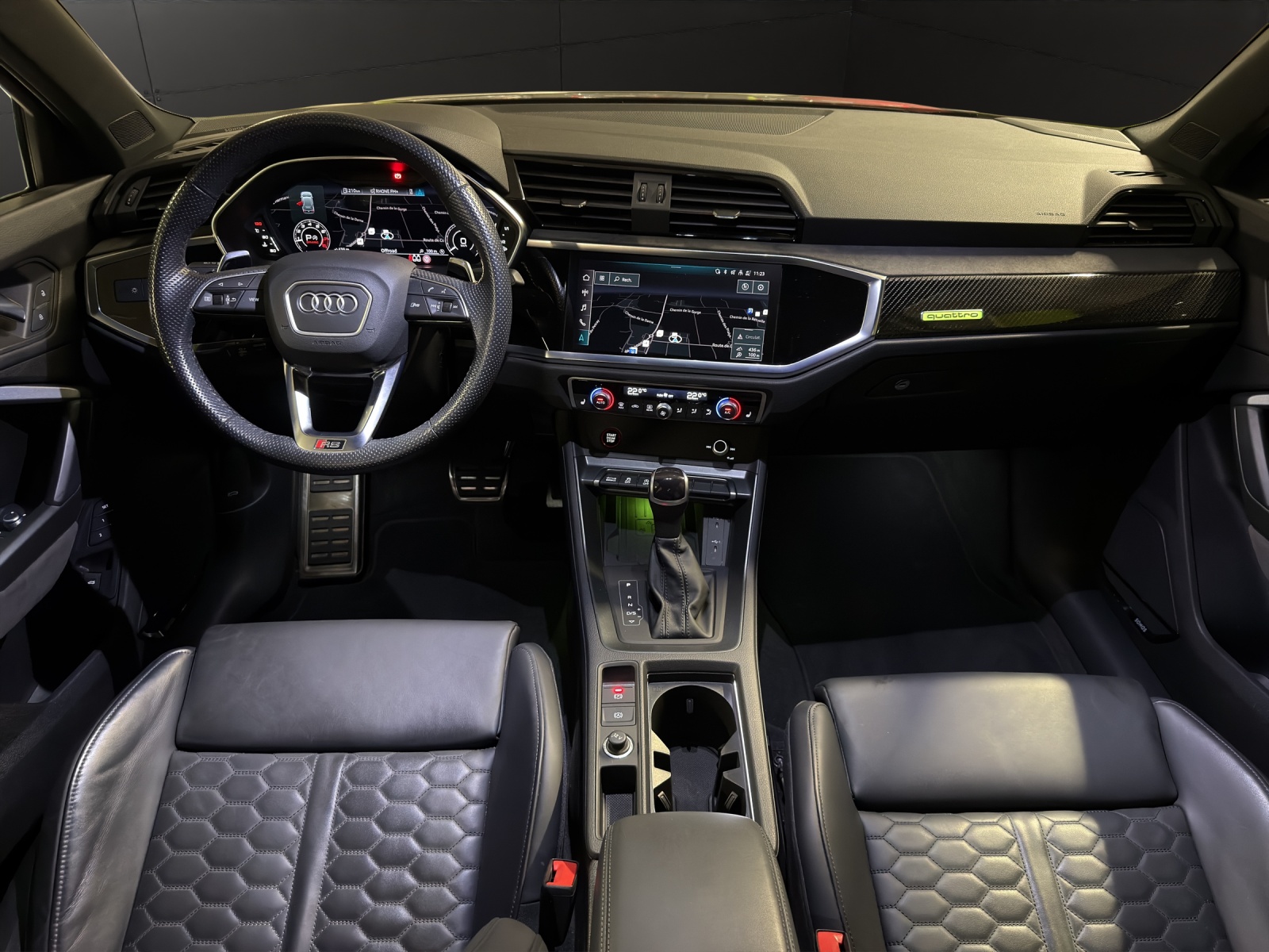 AUDI RS Q3 2.5 TFSI quattro S tronic-image-11