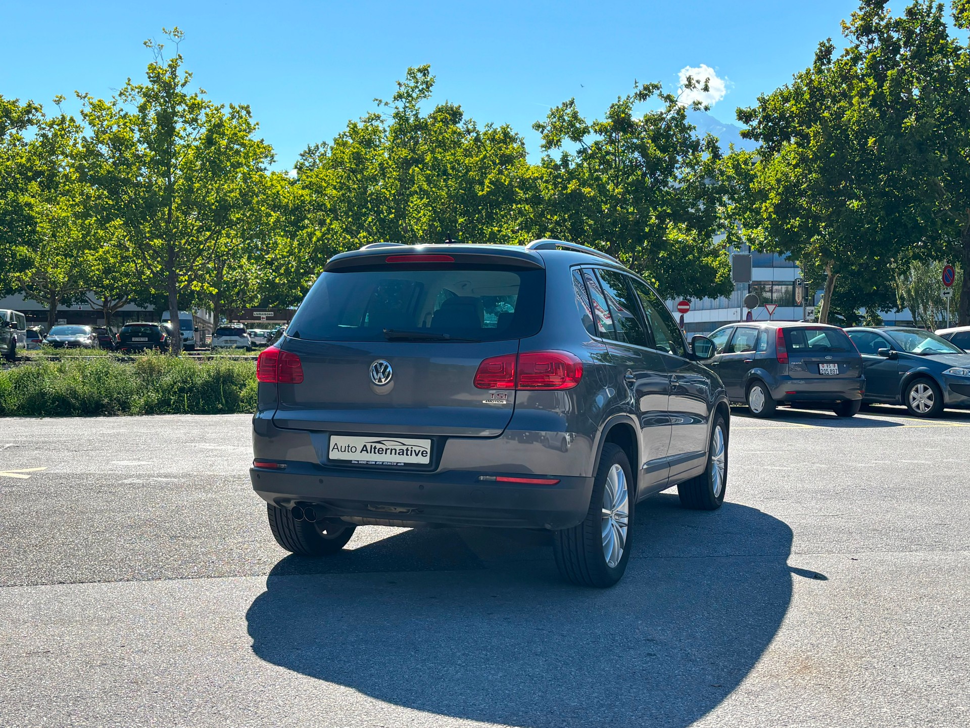 VW Tiguan 1.4 TSI Sport&Style 4Motion-showroom-element-2