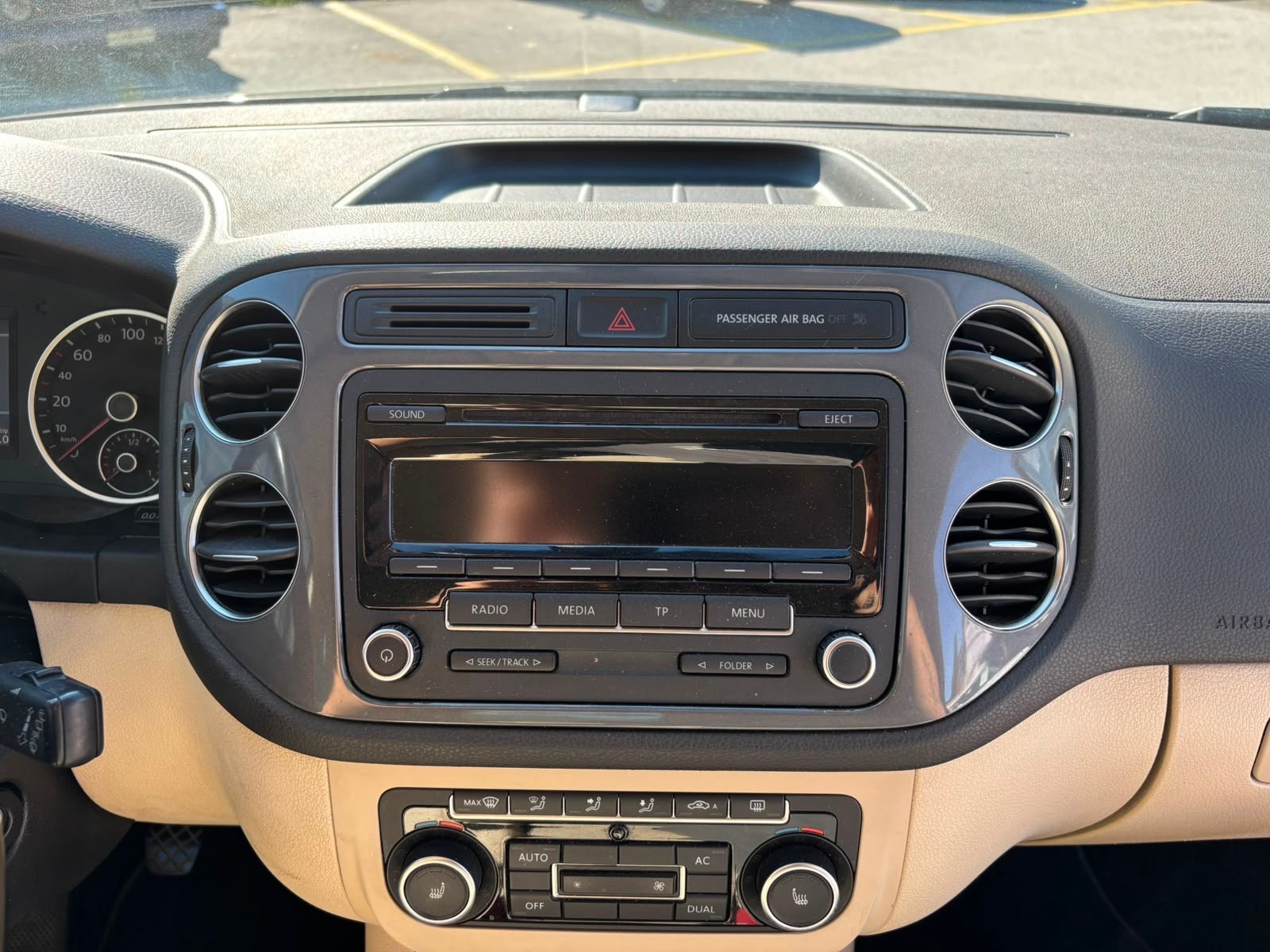 VW Tiguan 1.4 TSI Sport&Style 4Motion-image-20