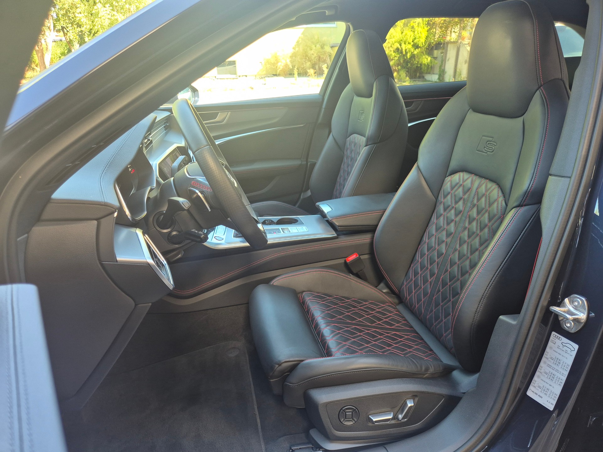 AUDI S6 Avant 3.0 TDI quattro tiptronic-image-11