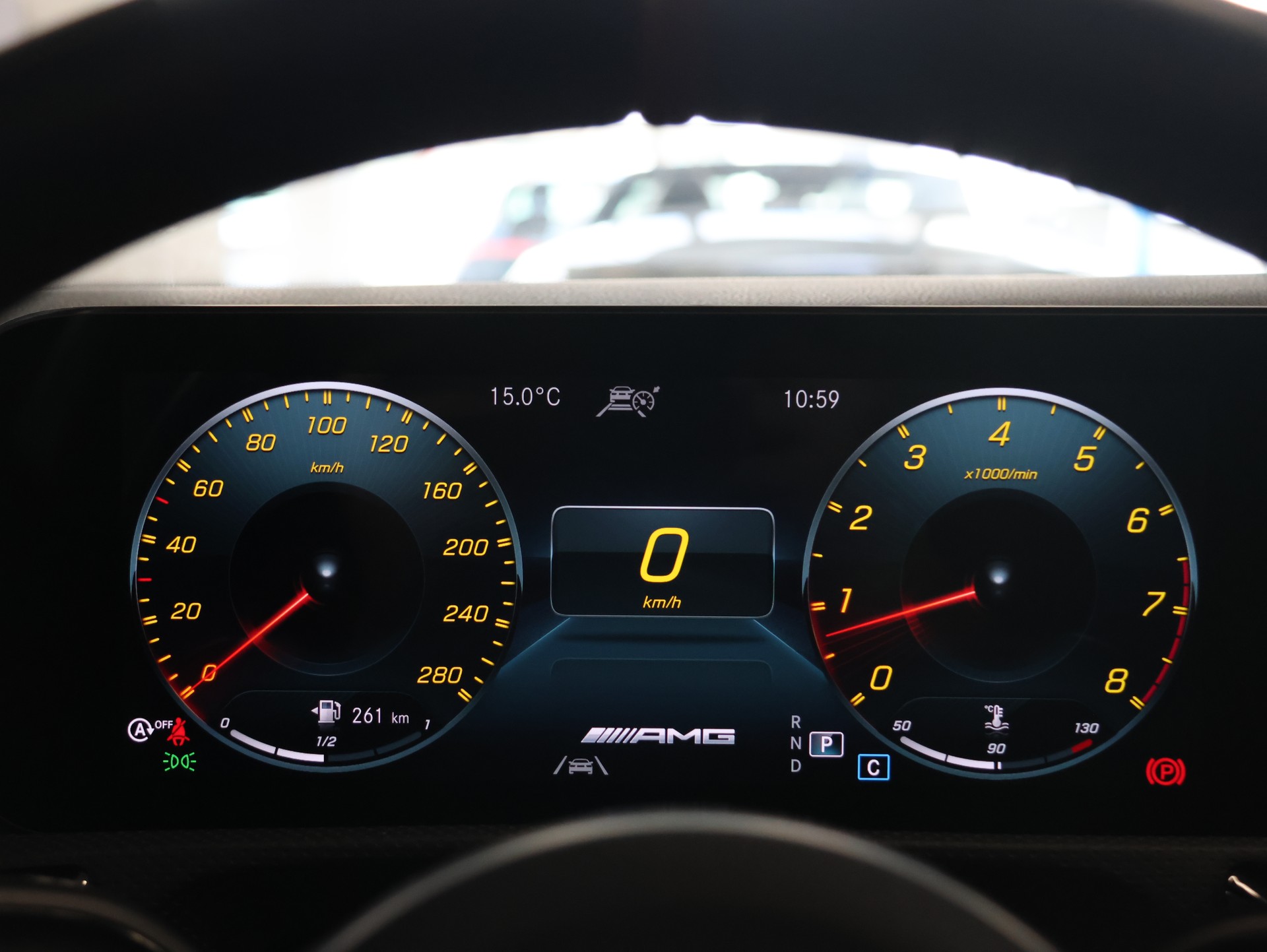 MERCEDES-BENZ A 35 AMG 4Matic Speedshift *Panoramadach* *360 Kamera*-image-18