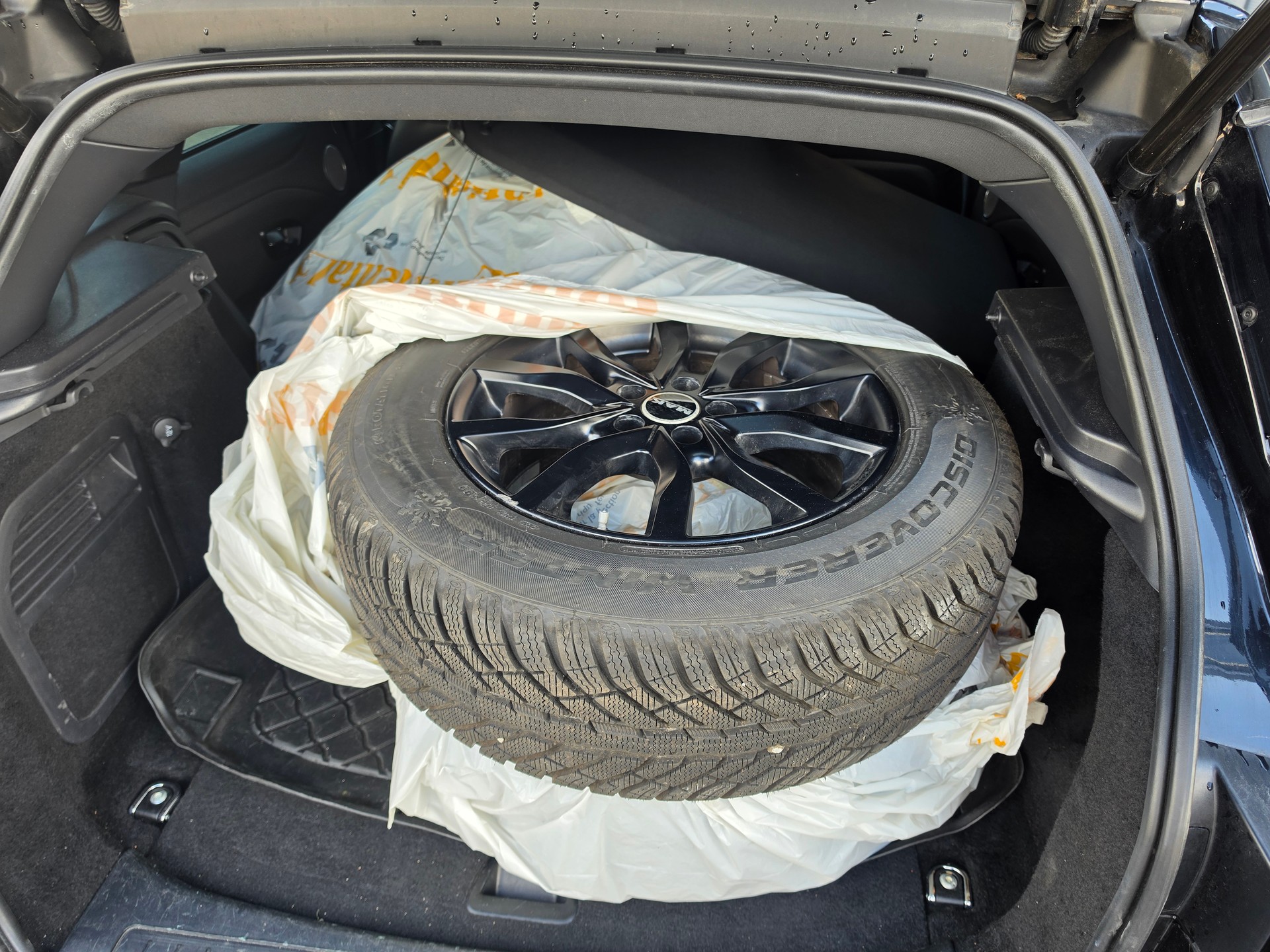 LAND ROVER Range Rover Evoque 2.0 Si4 HSE Dynamic AT9-image-6