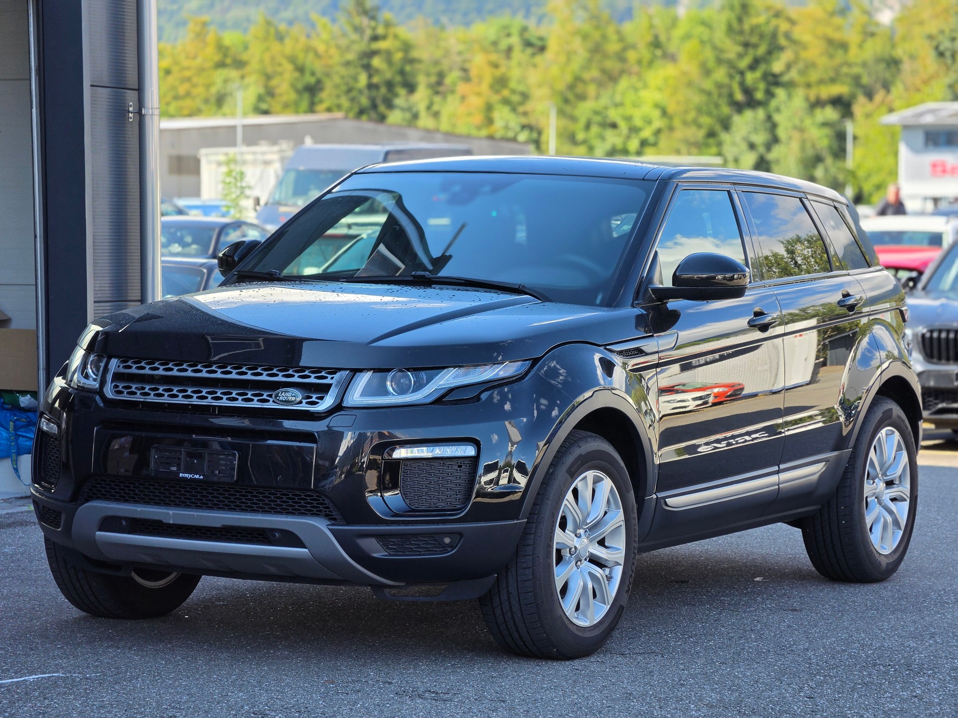 LAND ROVER Range Rover Evoque 2.0 Si4 HSE Dynamic AT9-showroom-element-2