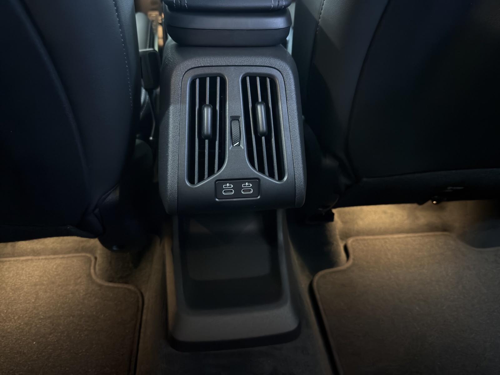 BMW X1 U11 23i xDrive-image-20