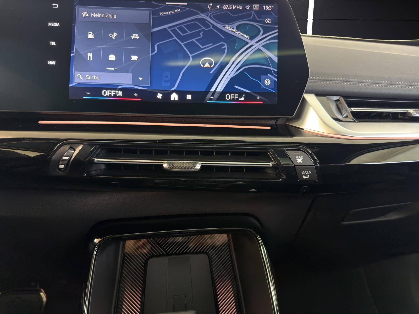 BMW X1 U11 23i xDrive-image-21