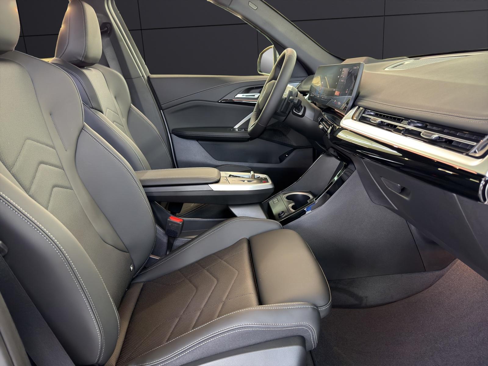 BMW X1 U11 23i xDrive-image-14