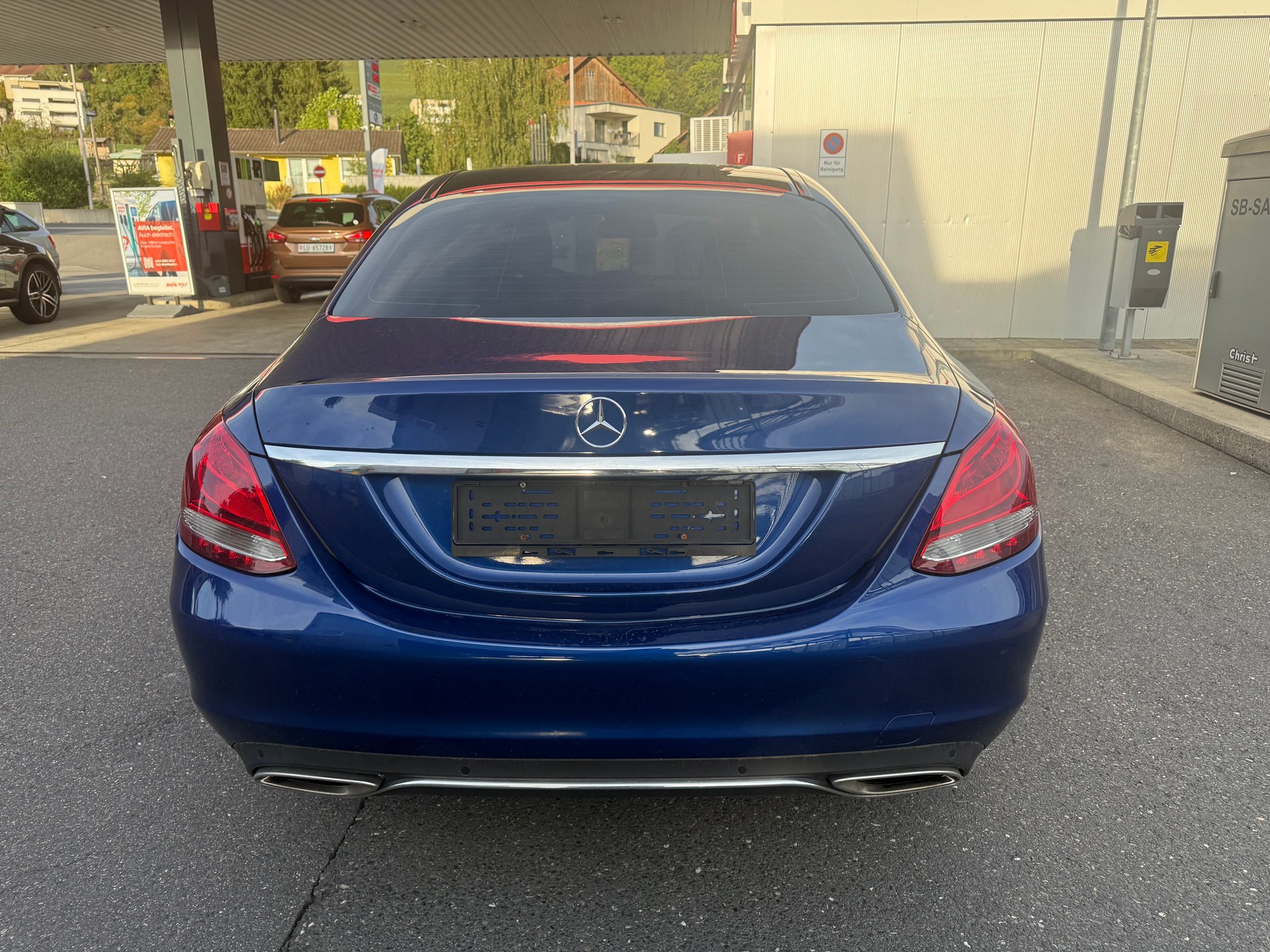 MERCEDES-BENZ C 400 4Matic 7G-Tronic-showroom-element-3