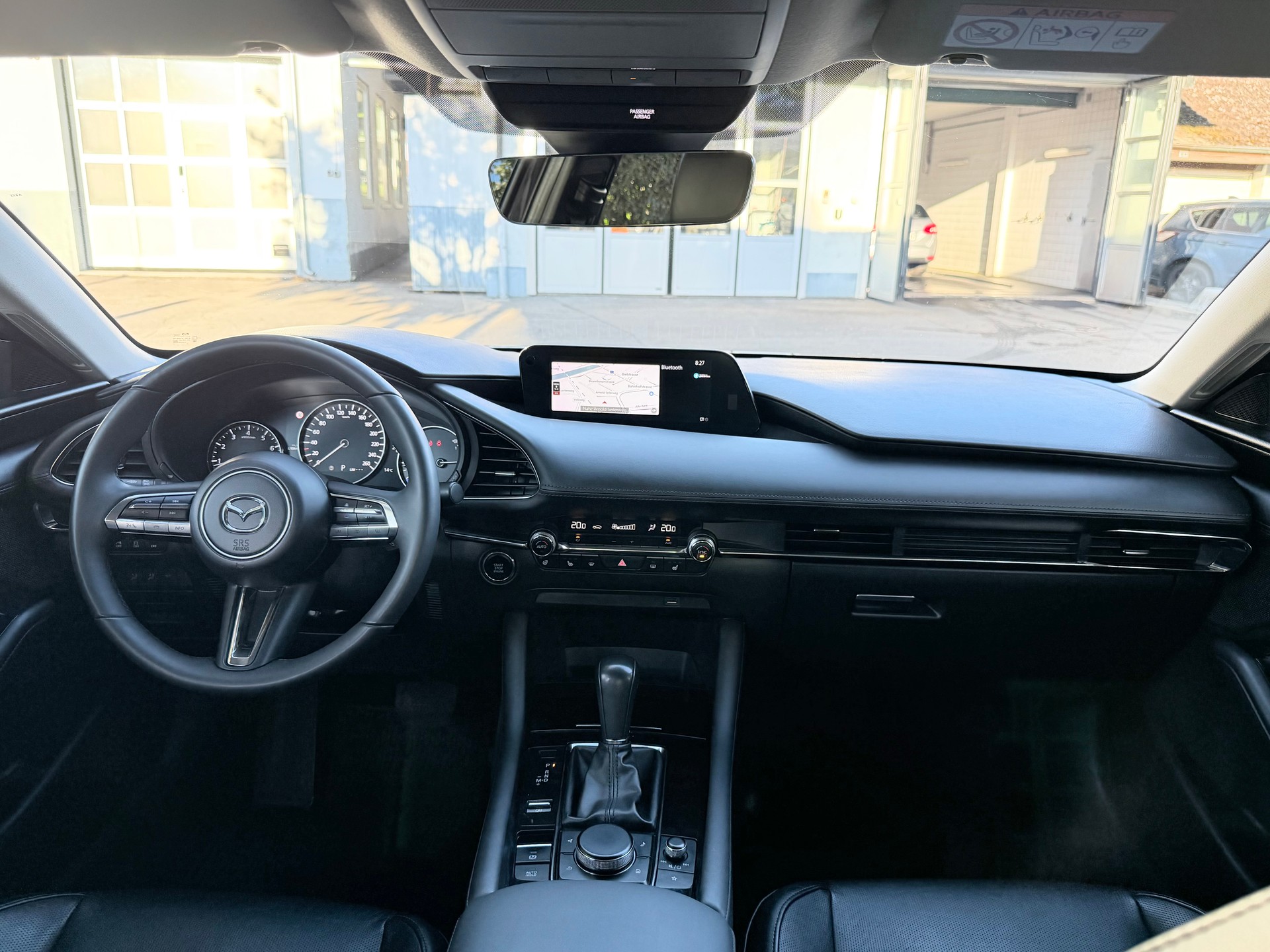 MAZDA 3 Sedan SKYACTIV-X M Hybrid 180 Revolution Automat-image-12