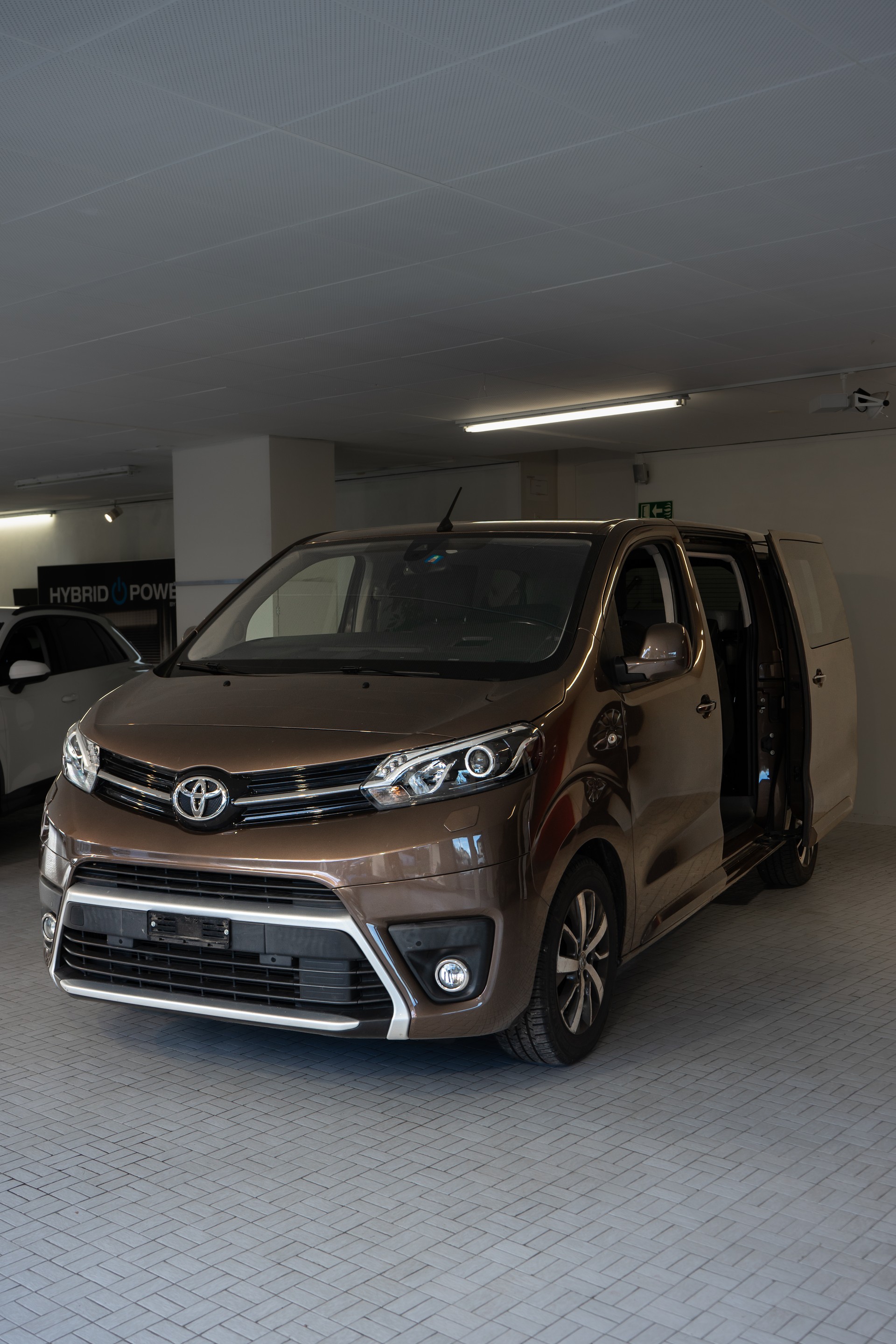 TOYOTA Proace Verso 2.0 D-4D Family Medium Automatic