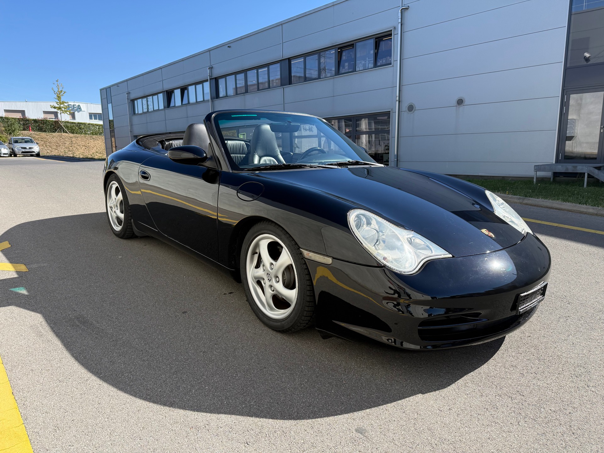 PORSCHE 911 Carrera Cabrio(M)-image-6