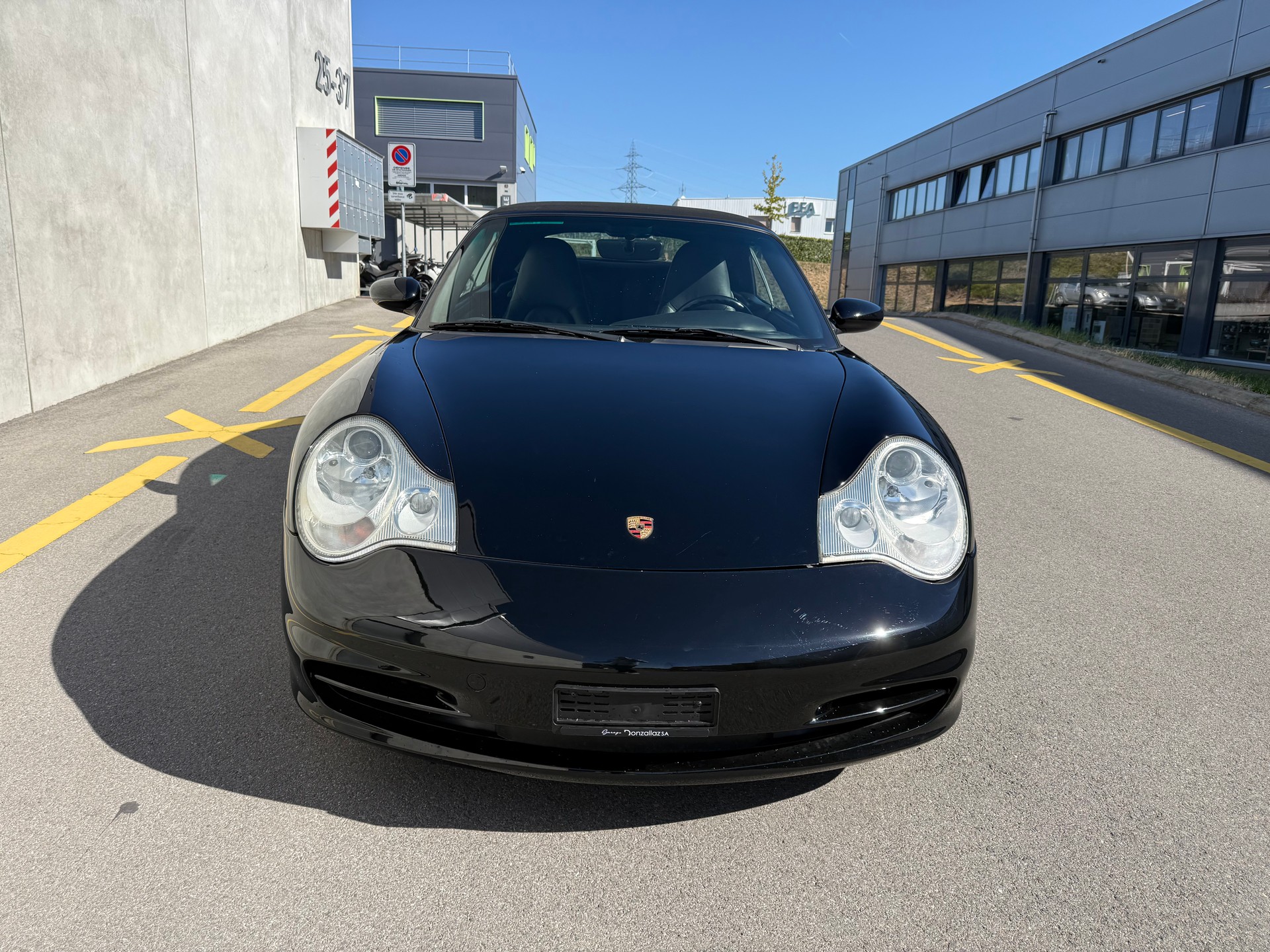 PORSCHE 911 Carrera Cabrio(M)-image-14