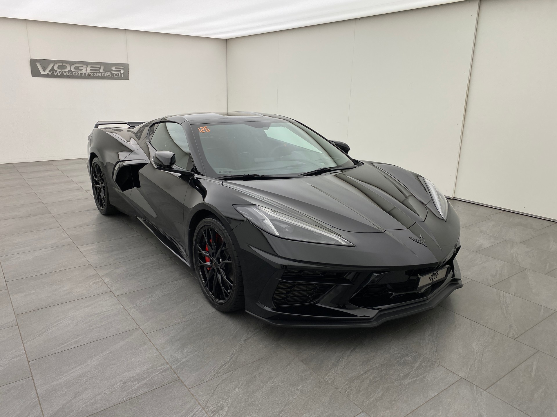 CHEVROLET Corvette C8 3LT 6.2 Coupe-showroom-element-3