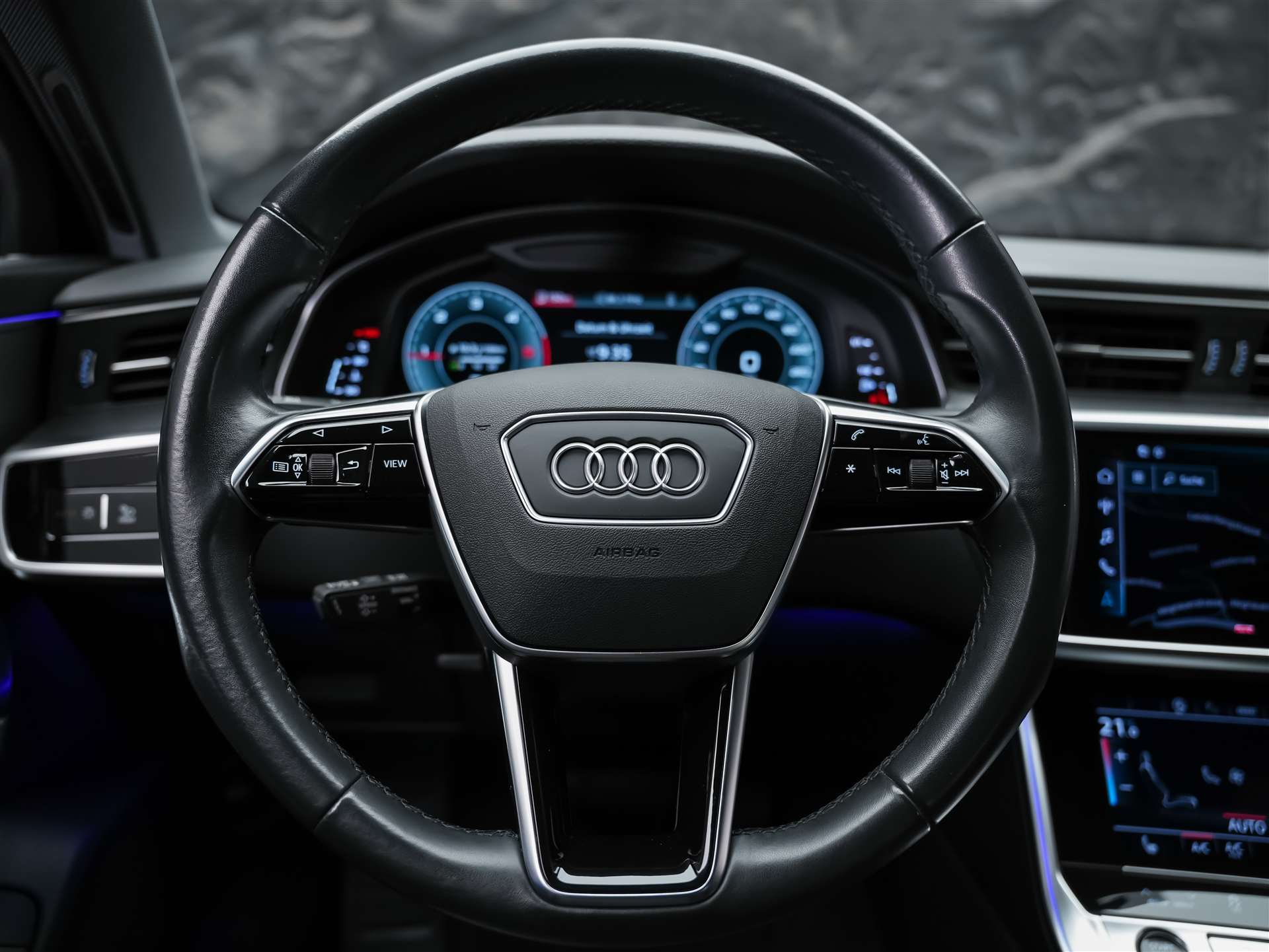 AUDI A6 Limousine 40 TDI Sport quattro S-tronic *ALL BLACK*21" Felgen*Voll Leder*-image-26