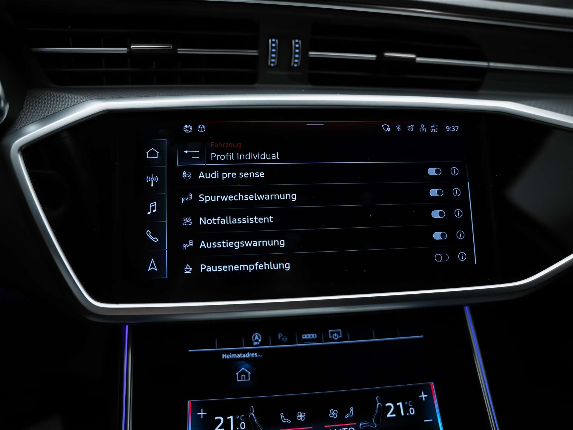AUDI A6 Limousine 40 TDI Sport quattro S-tronic *ALL BLACK*21" Felgen*Voll Leder*-image-39