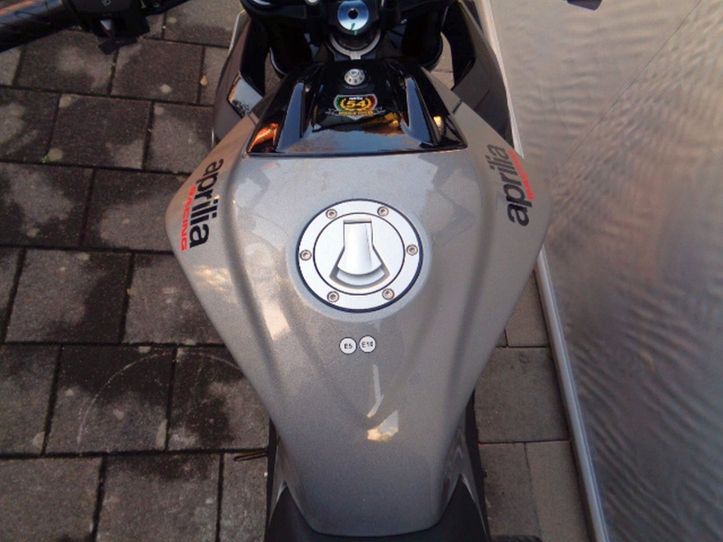 APRILIA TUONO 125-image-9