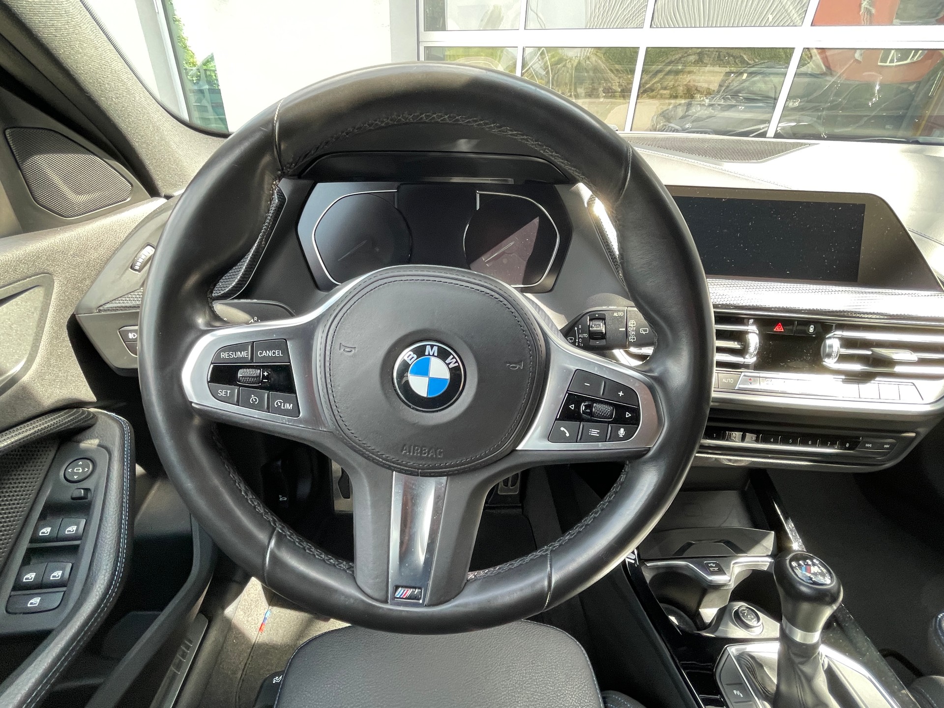 BMW 118i M Sport-image-11