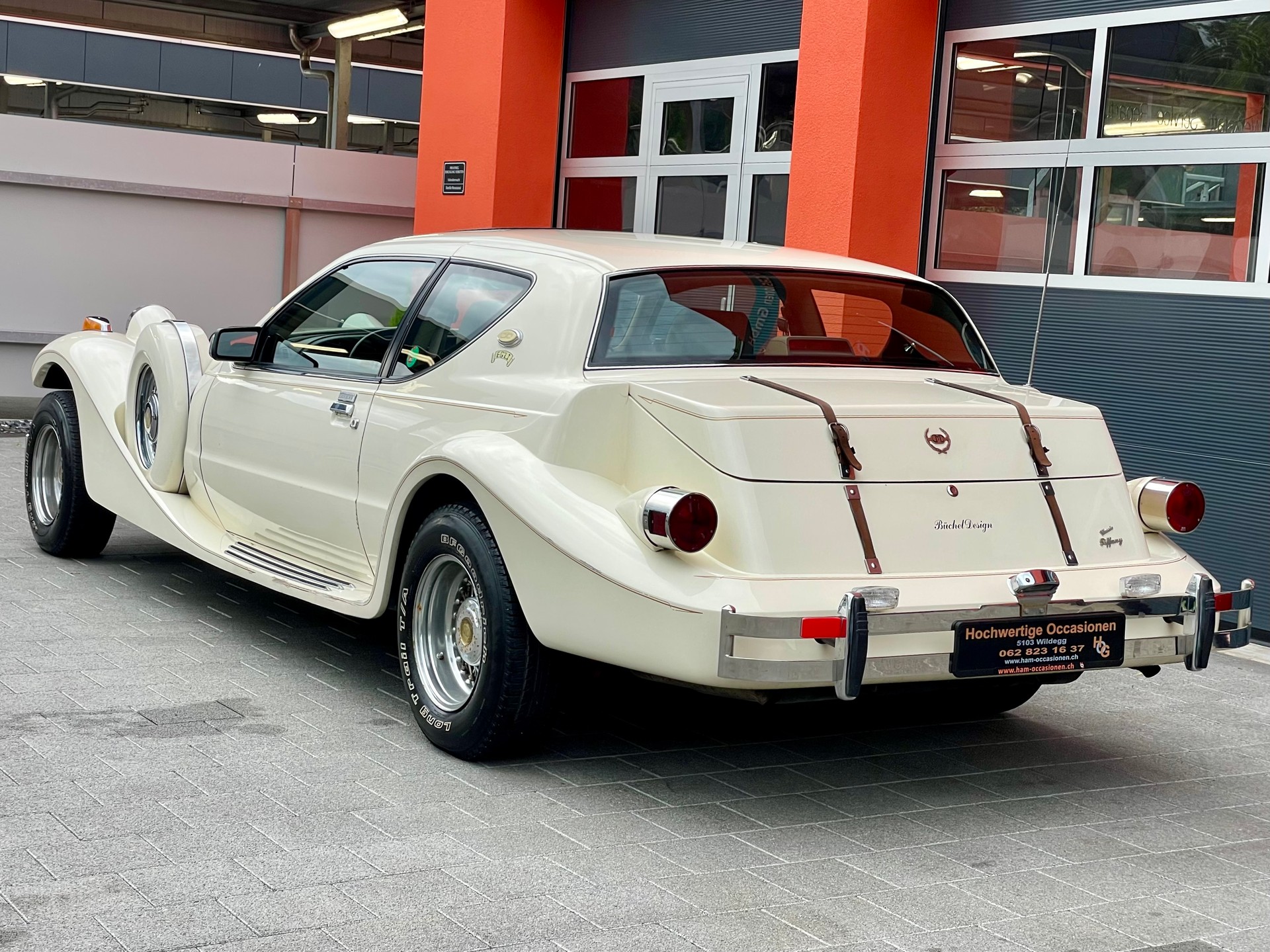 CMC Classic Tiffany-showroom-element-2