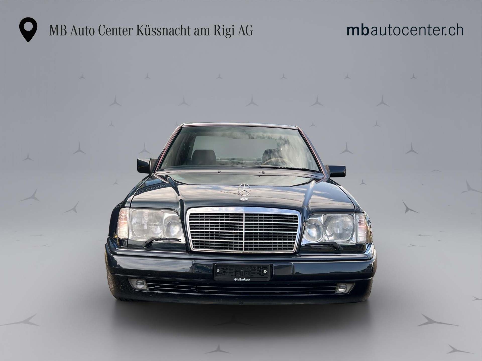 MERCEDES-BENZ E-Klasse W124 E 500-showroom-element-1