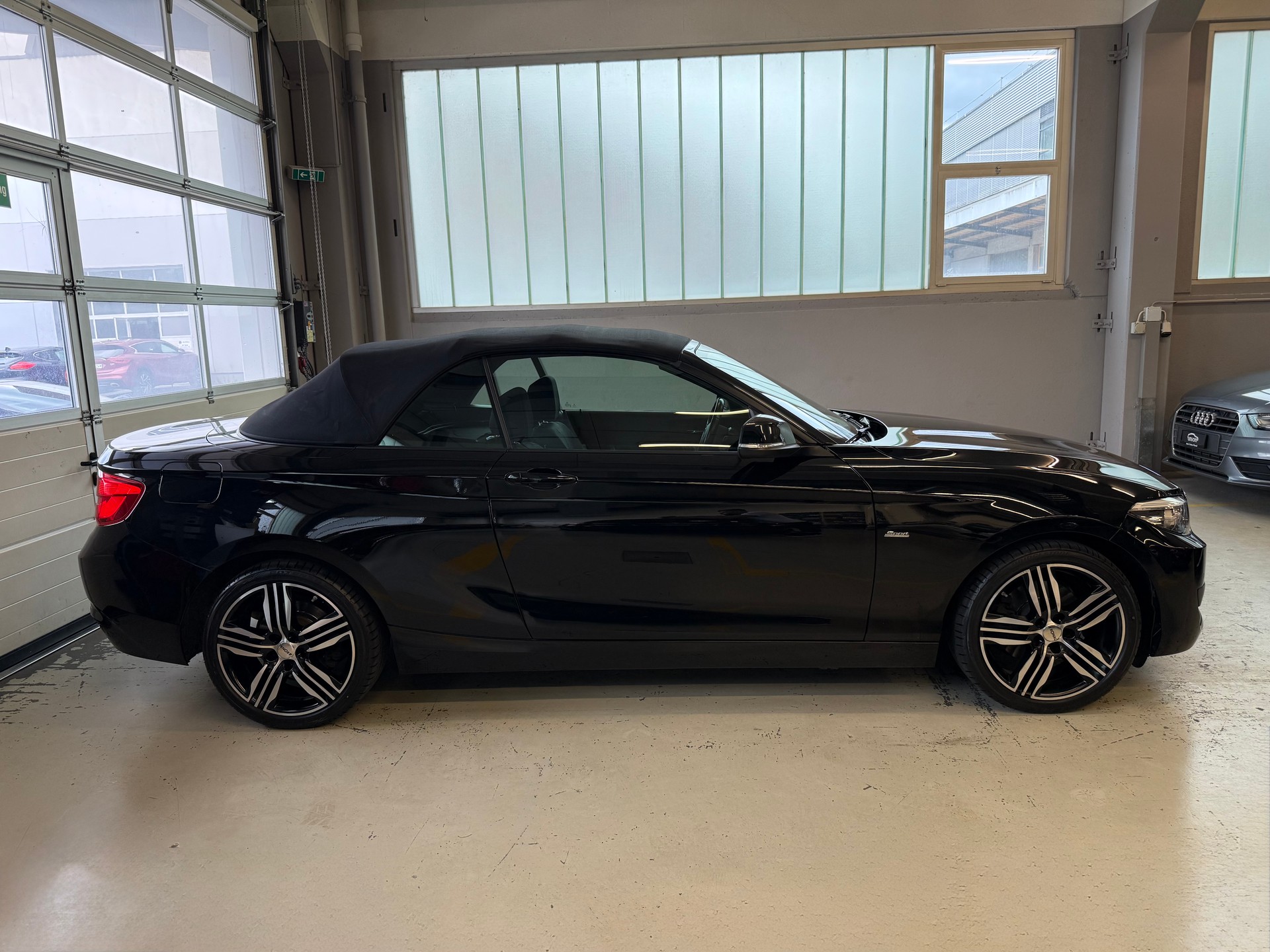 BMW 220d Sport Line Steptronic-image-3