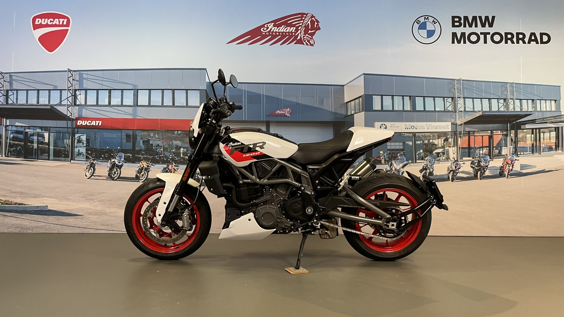INDIAN FTR Sport-image-3