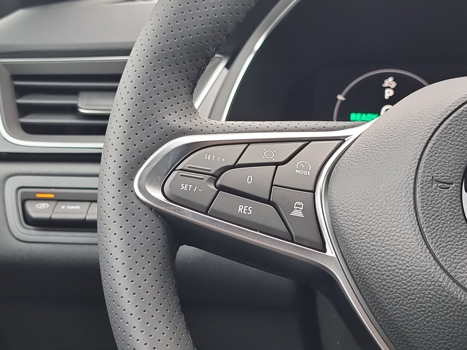 MITSUBISHI Grandis 1.8 HEV Intense-image-11
