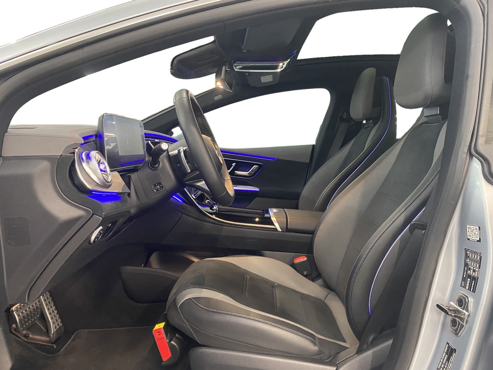MERCEDES-BENZ EQE 350+ AMG Line-image-7